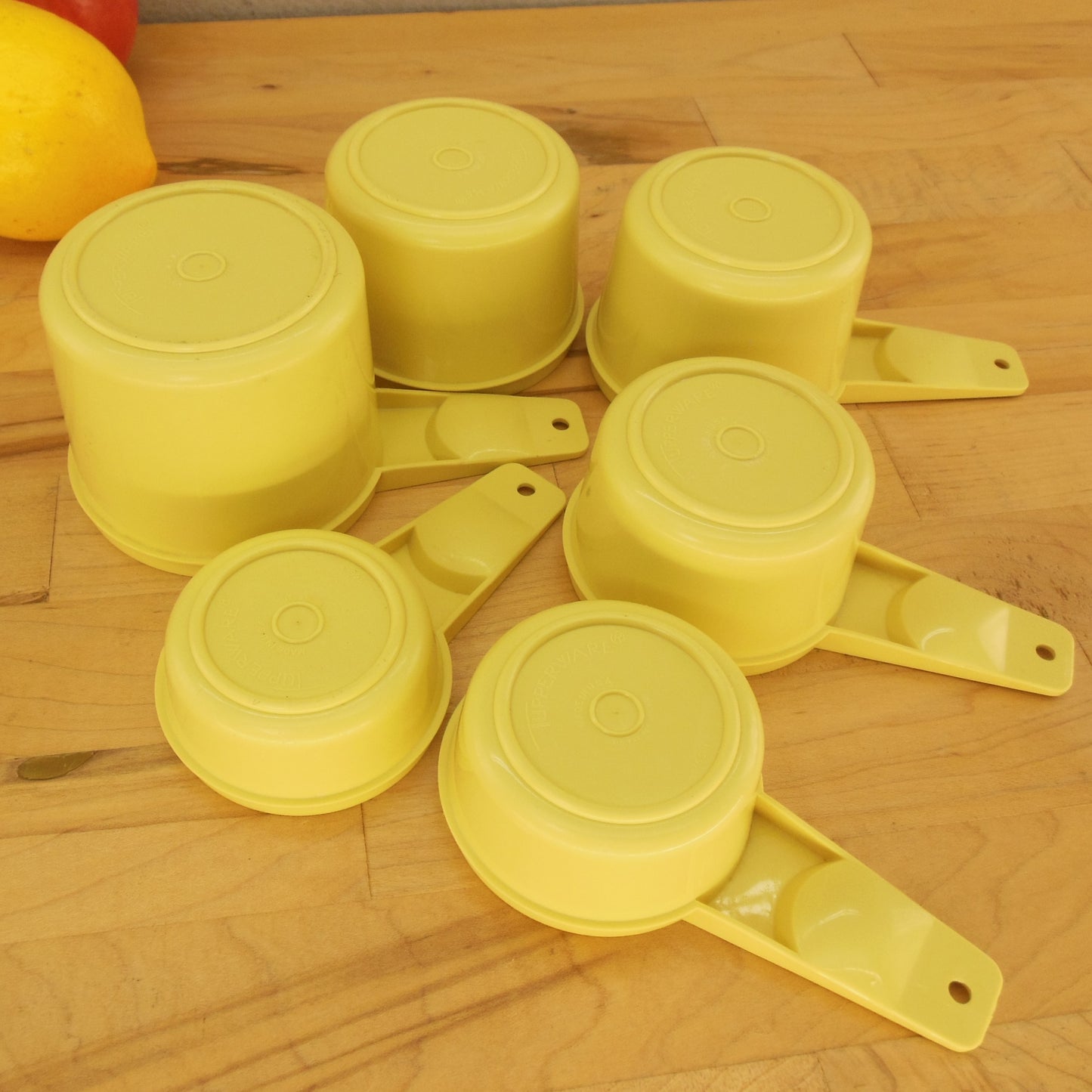 Tupperware Nesting Measuring Cups Pale Yellow 6 Set Plastic Used