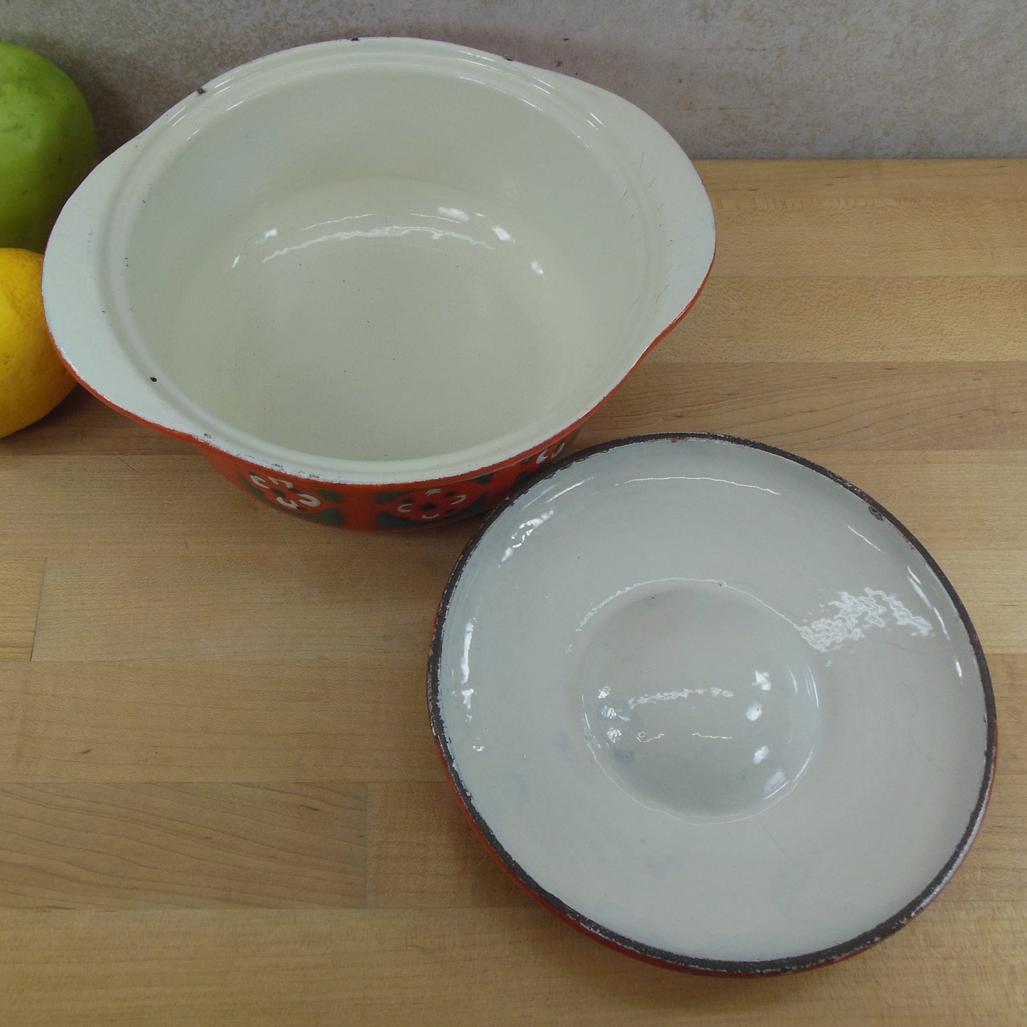 Soviet USSR Enamel Cast Iron Cocotte Dutch Oven Orange Green White Pot Lid