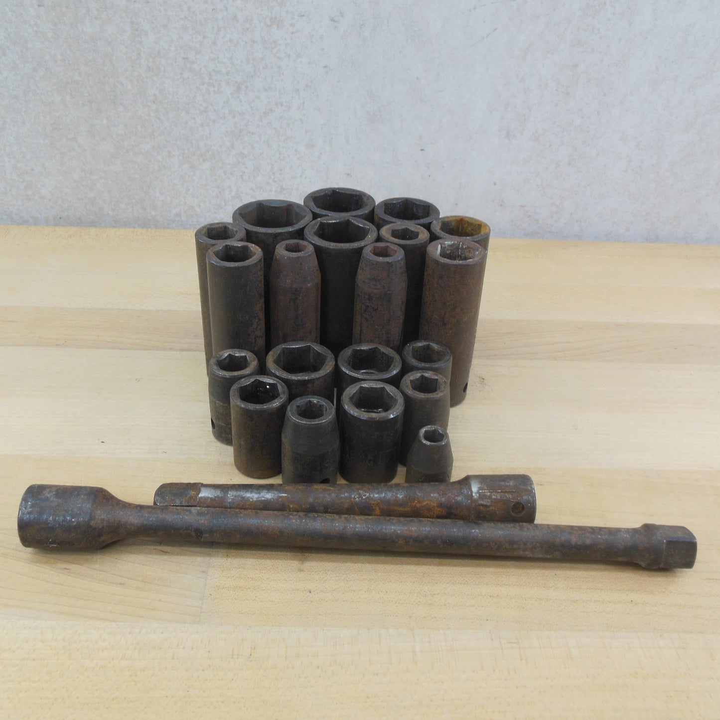 Unbranded Chrome Vanadium Impact Sockets 22 Lot Deep SAE Shallow Metric