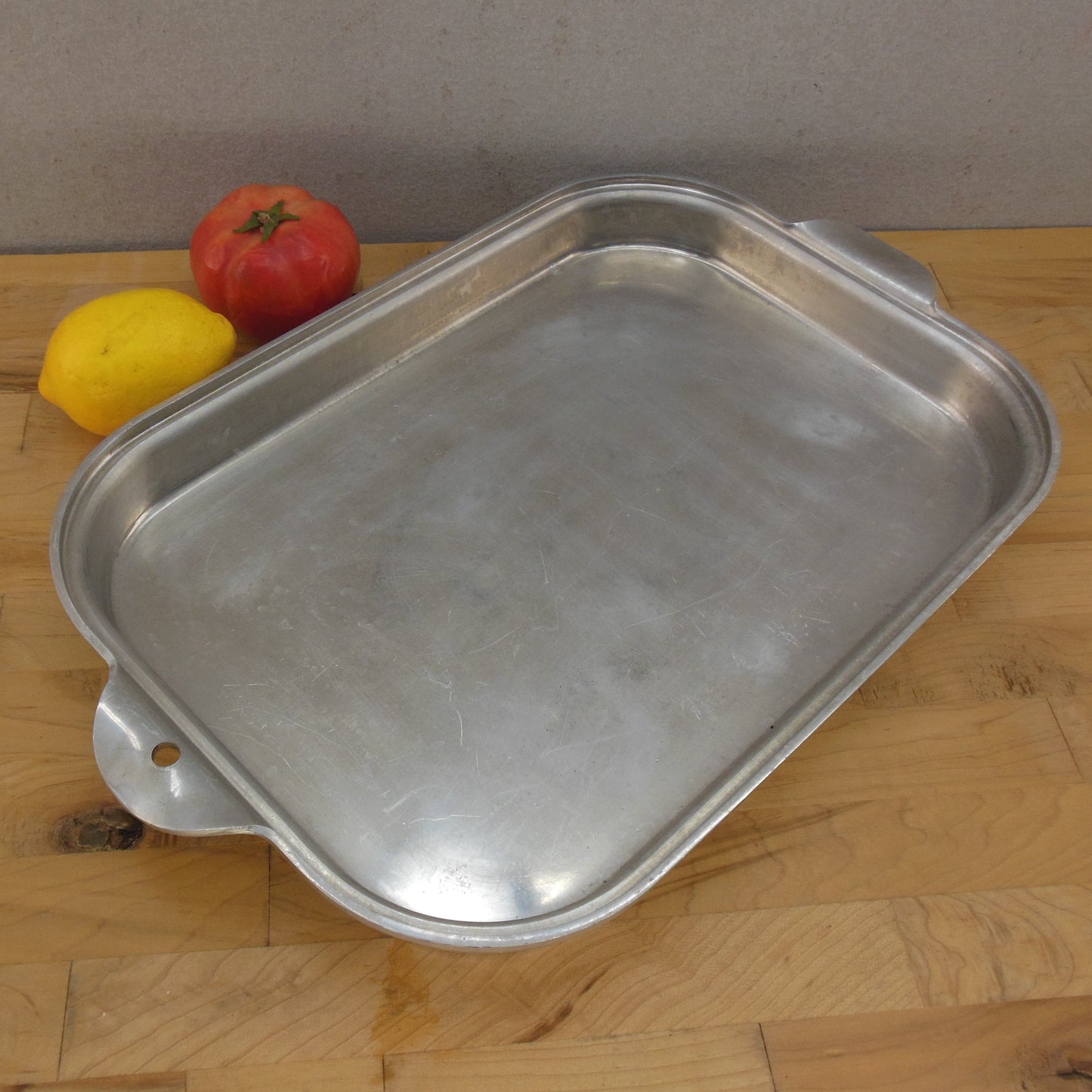 Wear Ever USA No. 918 Aluminum Open Roasting Baking Pan