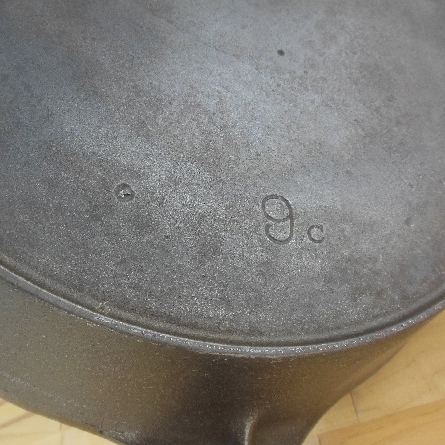 Wagner Ware 1920's #9 c Cast Iron Skillet Heat Ring Stylized Logo Used