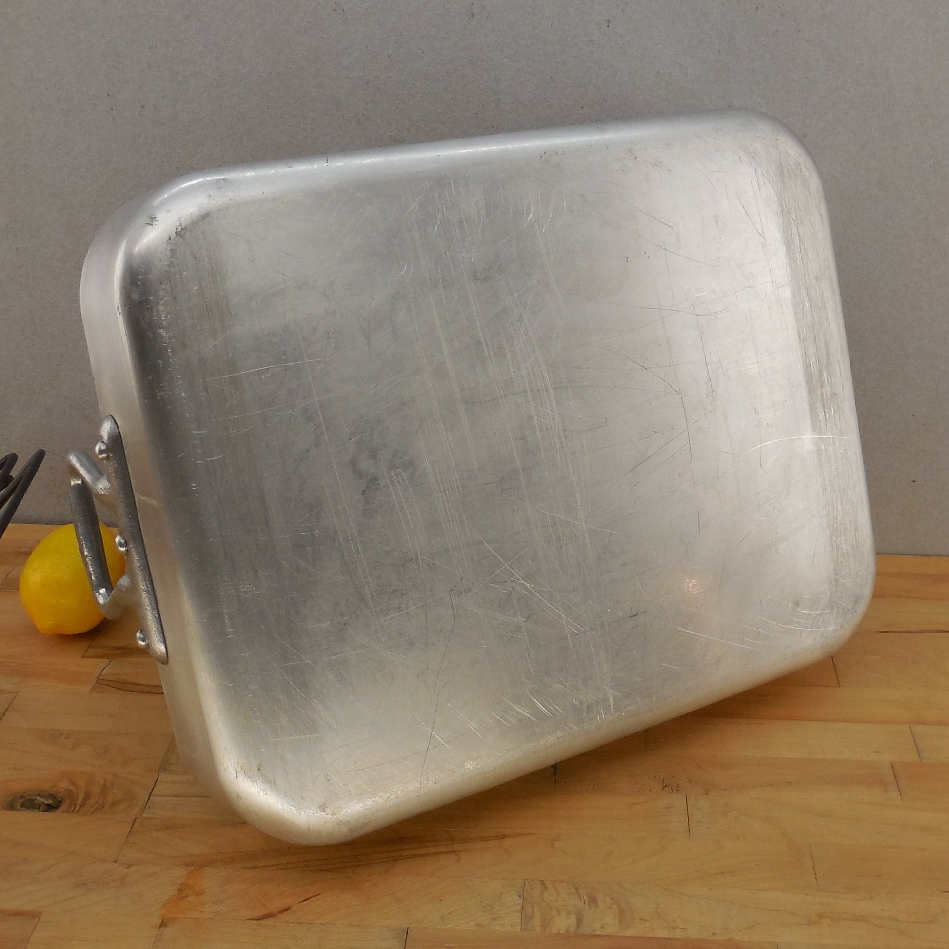 Williams Sonoma France Professional Large Heavy Roasting Pan 18x14 Used