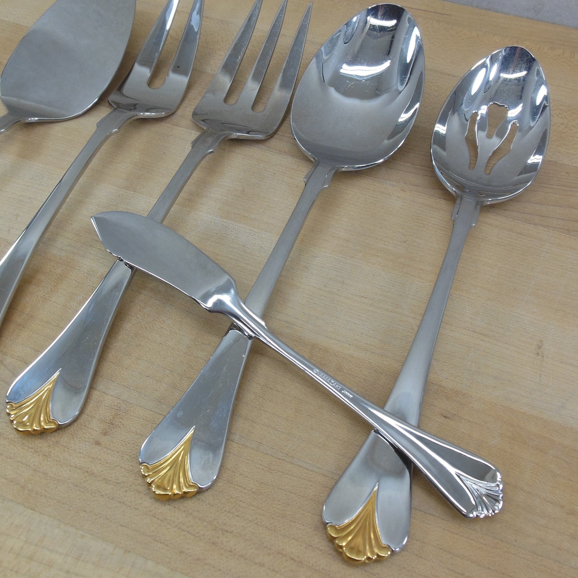 Yamazaki Cara Gold Stainless Flatware 6 Piece Hostess Serving Set used