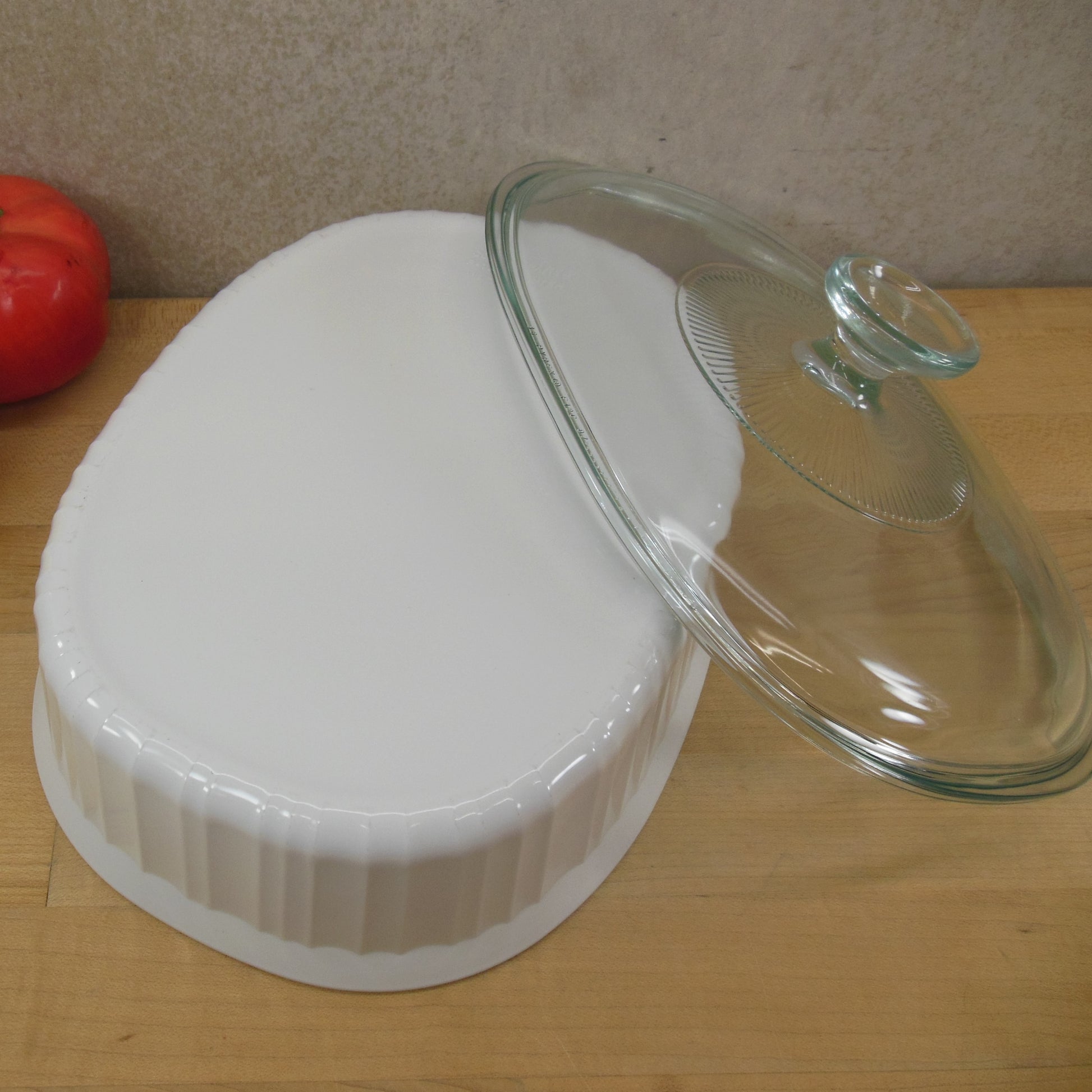 Corning Ware USA F-12-B French White Oval Casserole used