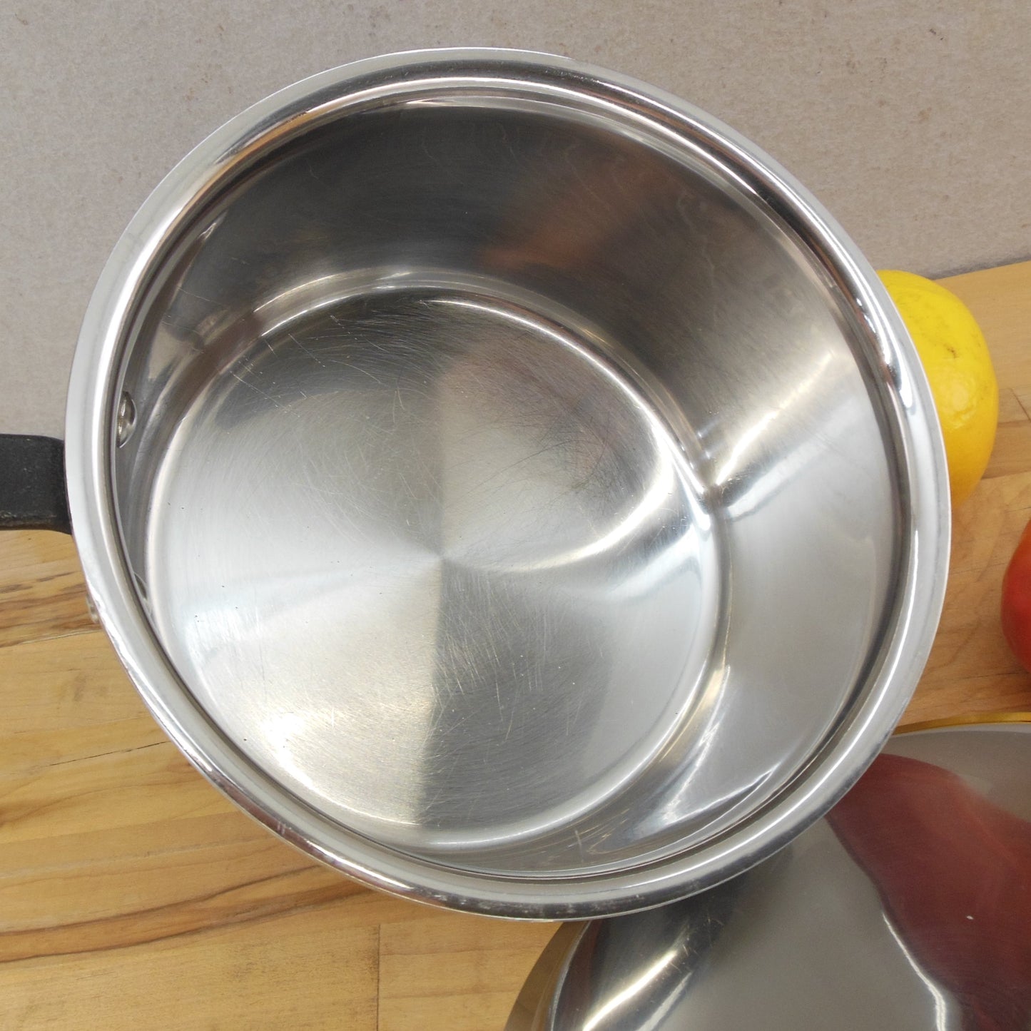 Jenn-Air Mirror Stainless Steel 1.5 Quart Saucepan & Lid Used