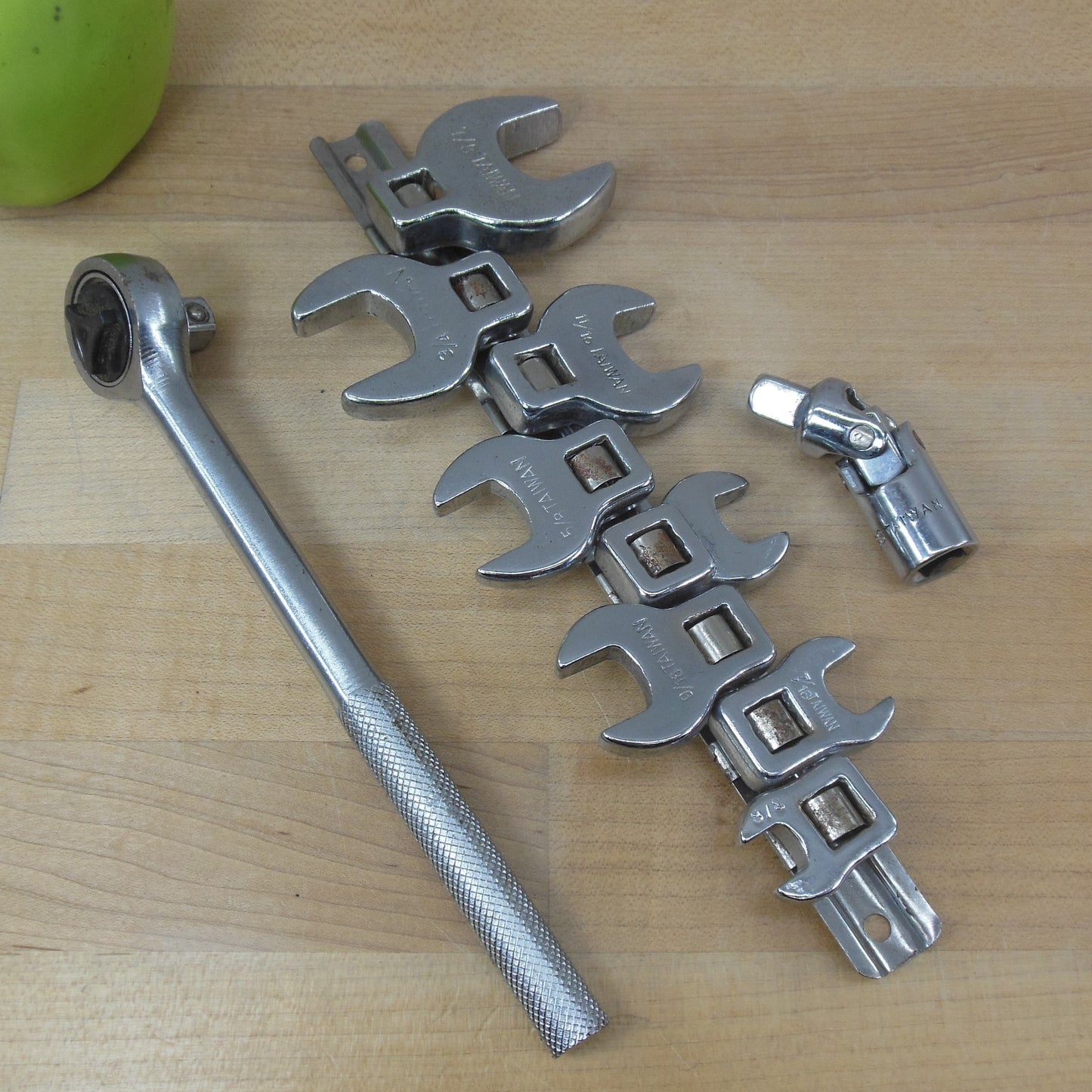 Unbranded Taiwan 3/8" Drive Crow Foot Socket Wrench Set