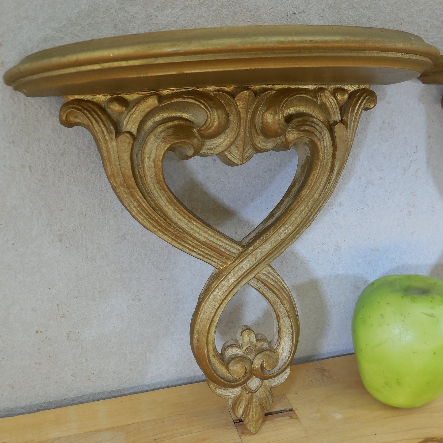 Syroco USA MCM Hollywood Regency Ornate Washed Gold Wall Shelves Pair Vintage