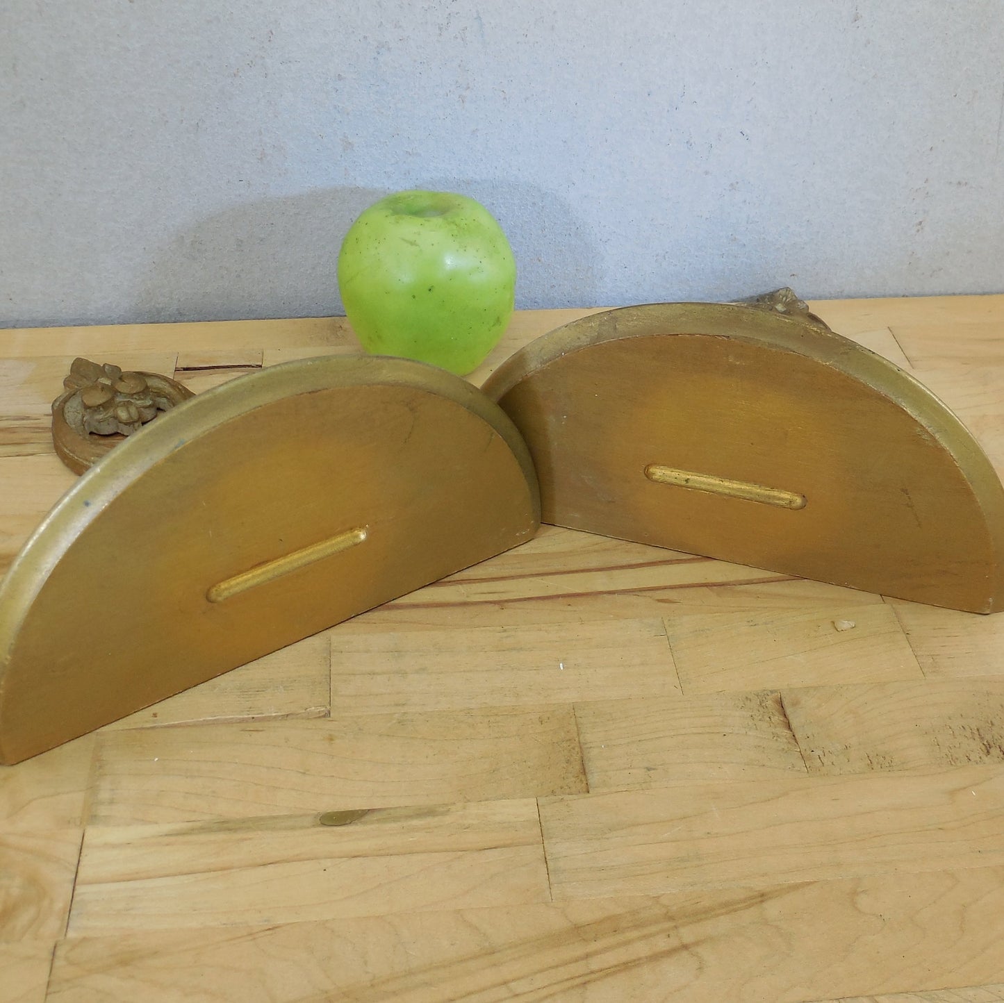 Syroco USA MCM Hollywood Regency Ornate Washed Gold Wall Shelves Pair Tops