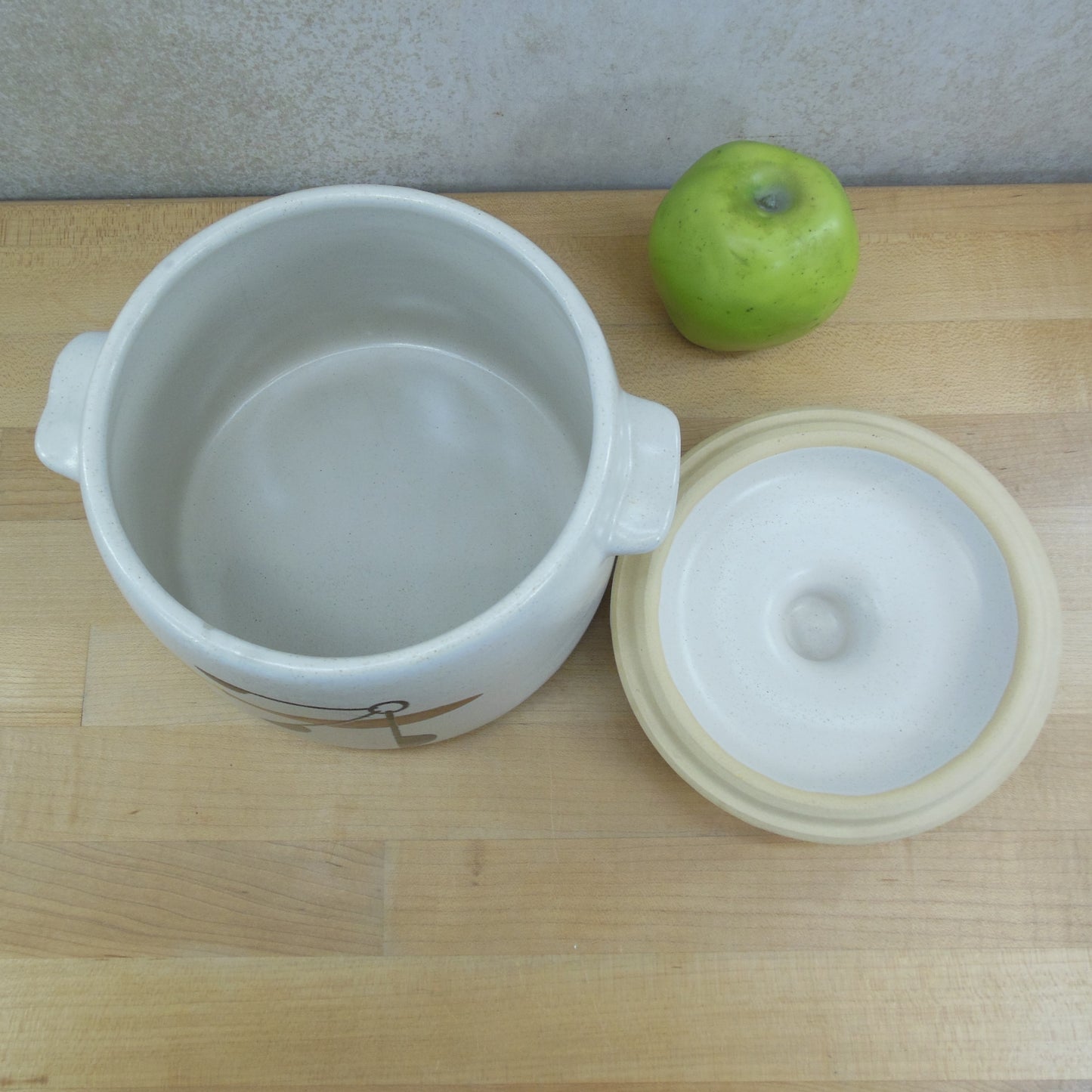 West Bend USA 3295 Ceramic Buffet Patio Server Base Pot & Lid Vintage