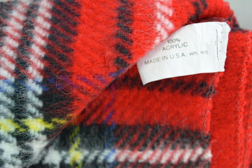 USA Acrylic Throw Fringed Blanket Bright Red Plaid cuddle throw