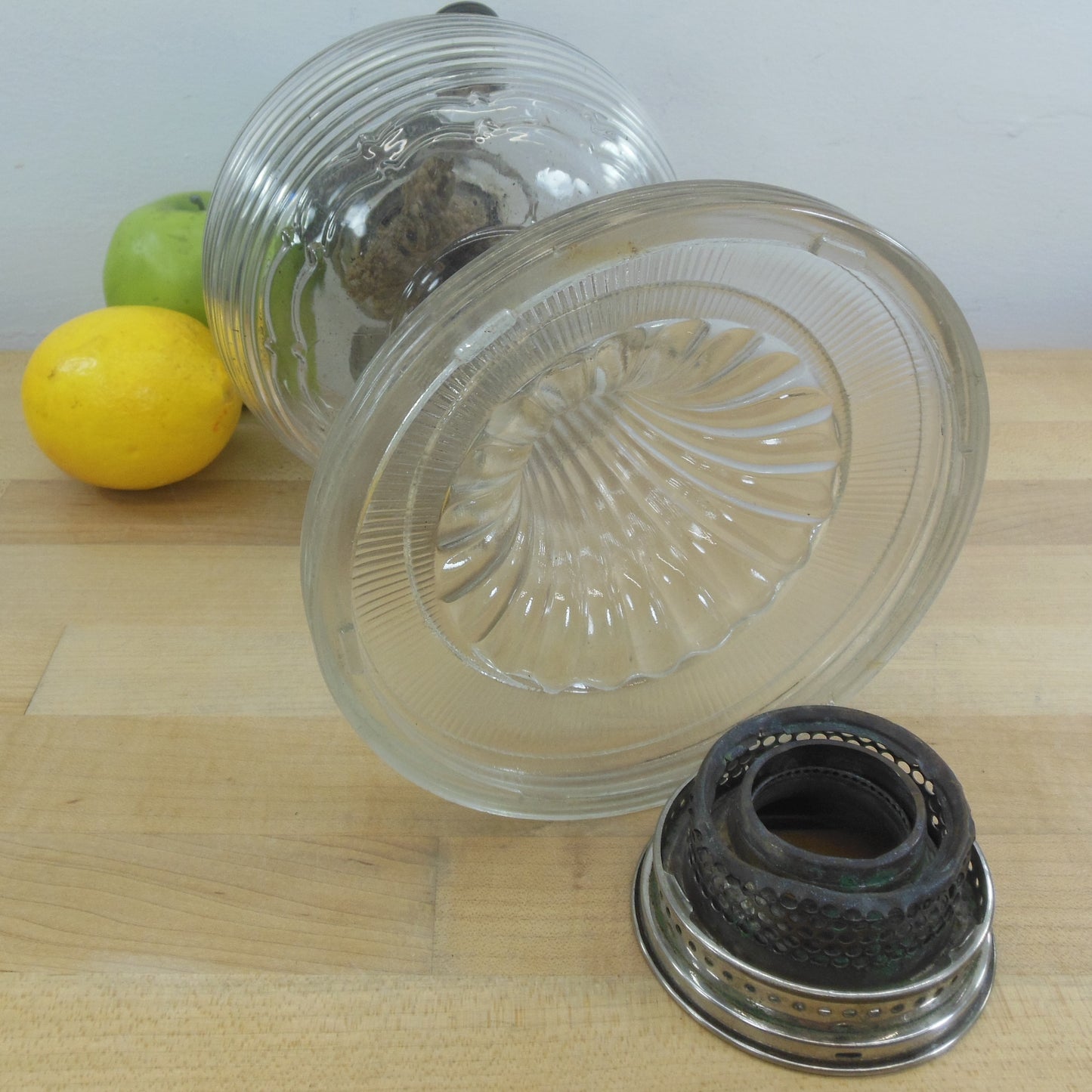 Aladdin Washington B-80 Clear Crystal Beehive Fount & Nu-Type B No Chimney
