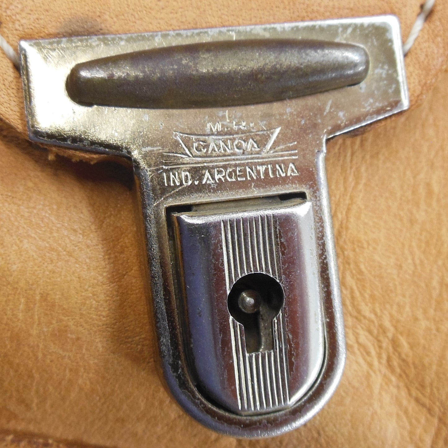 MR Canoa Industria Argentina Natural Leather Large Duffel Travel Bag Snap Buckle