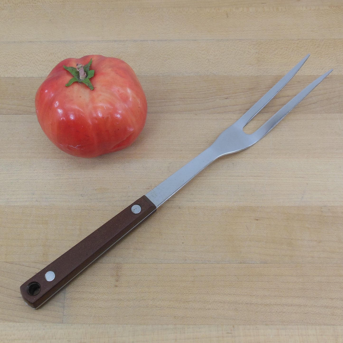 Pyramid Japan Stainless Turning Carving Fork - Brown Canoe Muffin Handle Vintage