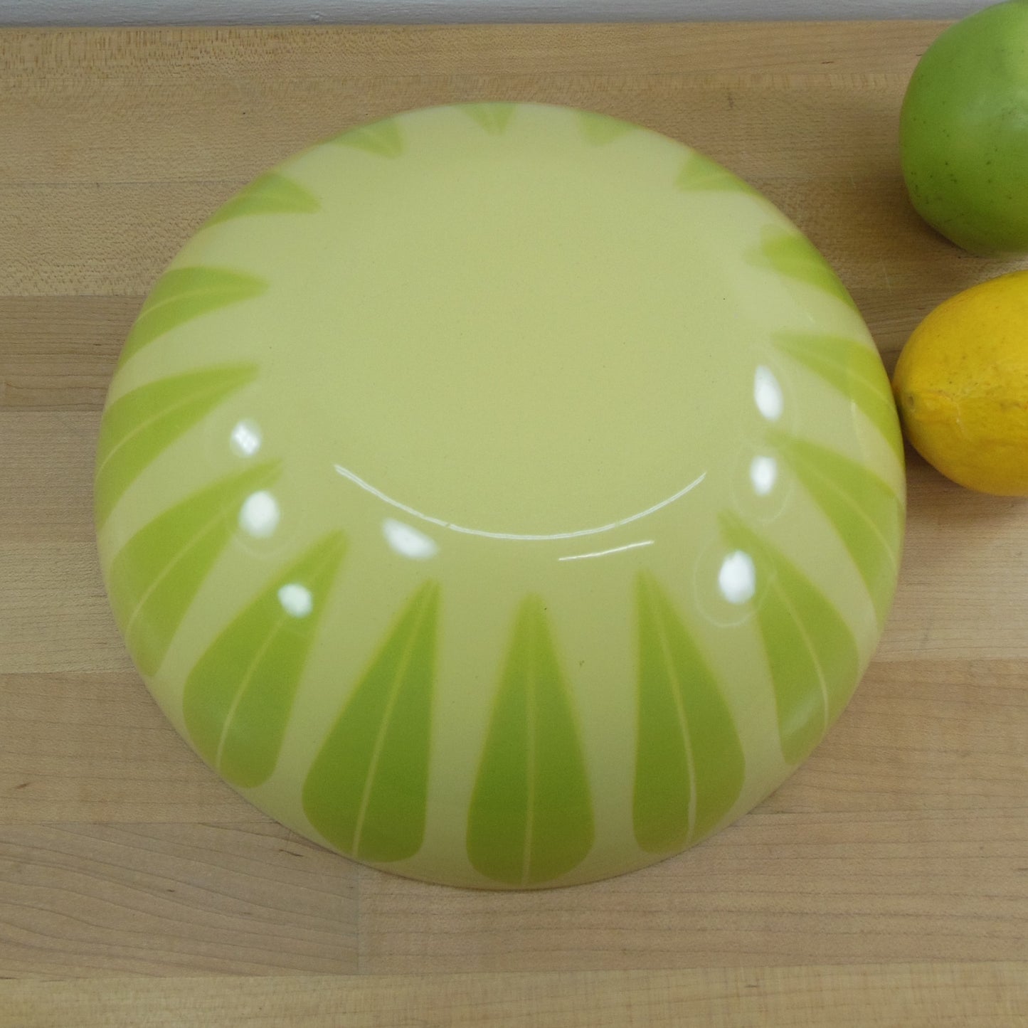 Cathrineholm Norway Enamelware Bowl Rare Green Lime Yellow Lemon Lotus 9" Vintage