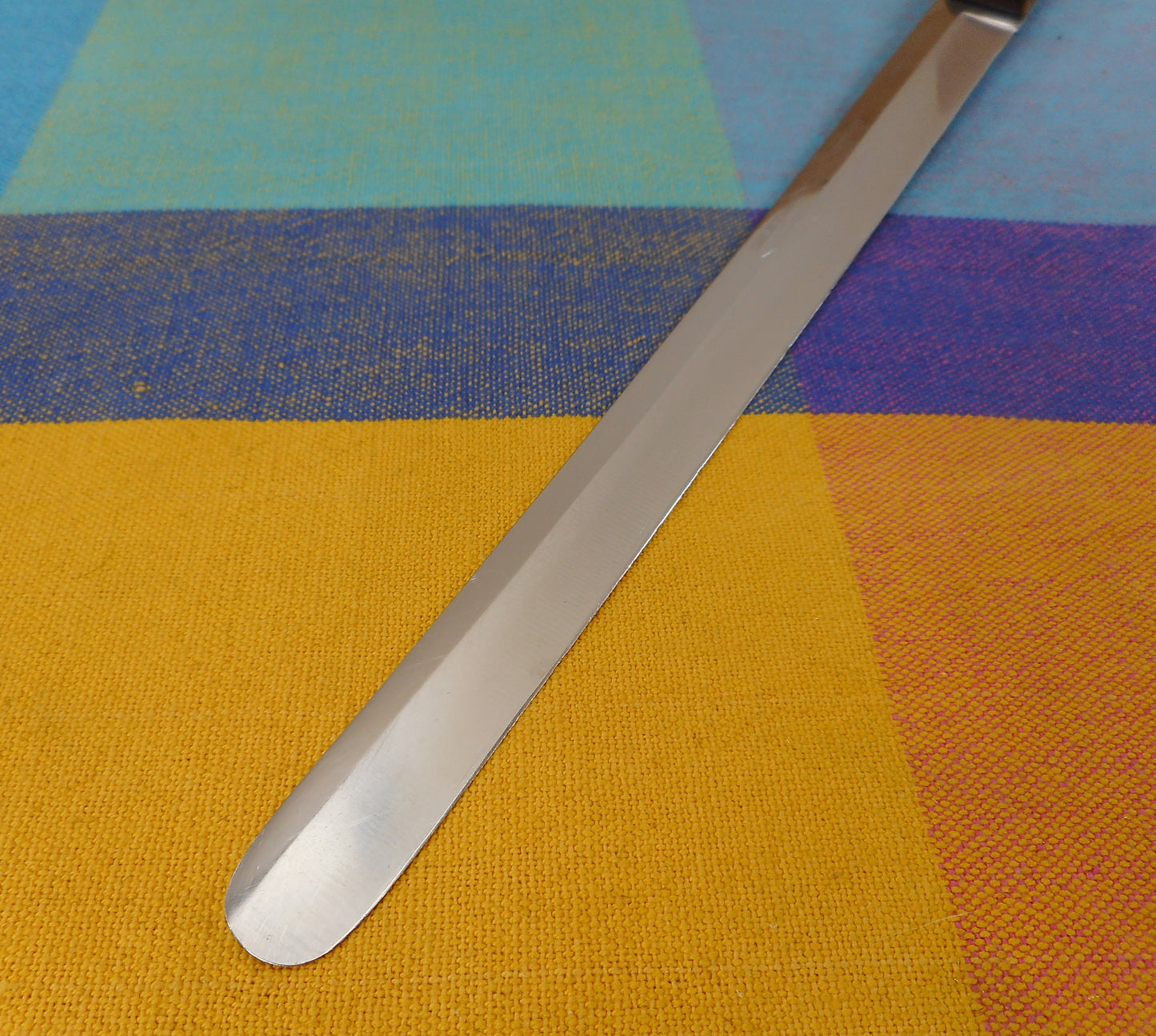 Case XX USA Vintage Kitchen Knives - Stainless Bread Slicing CAP 242 - 9-1/2" Wood Handle Used