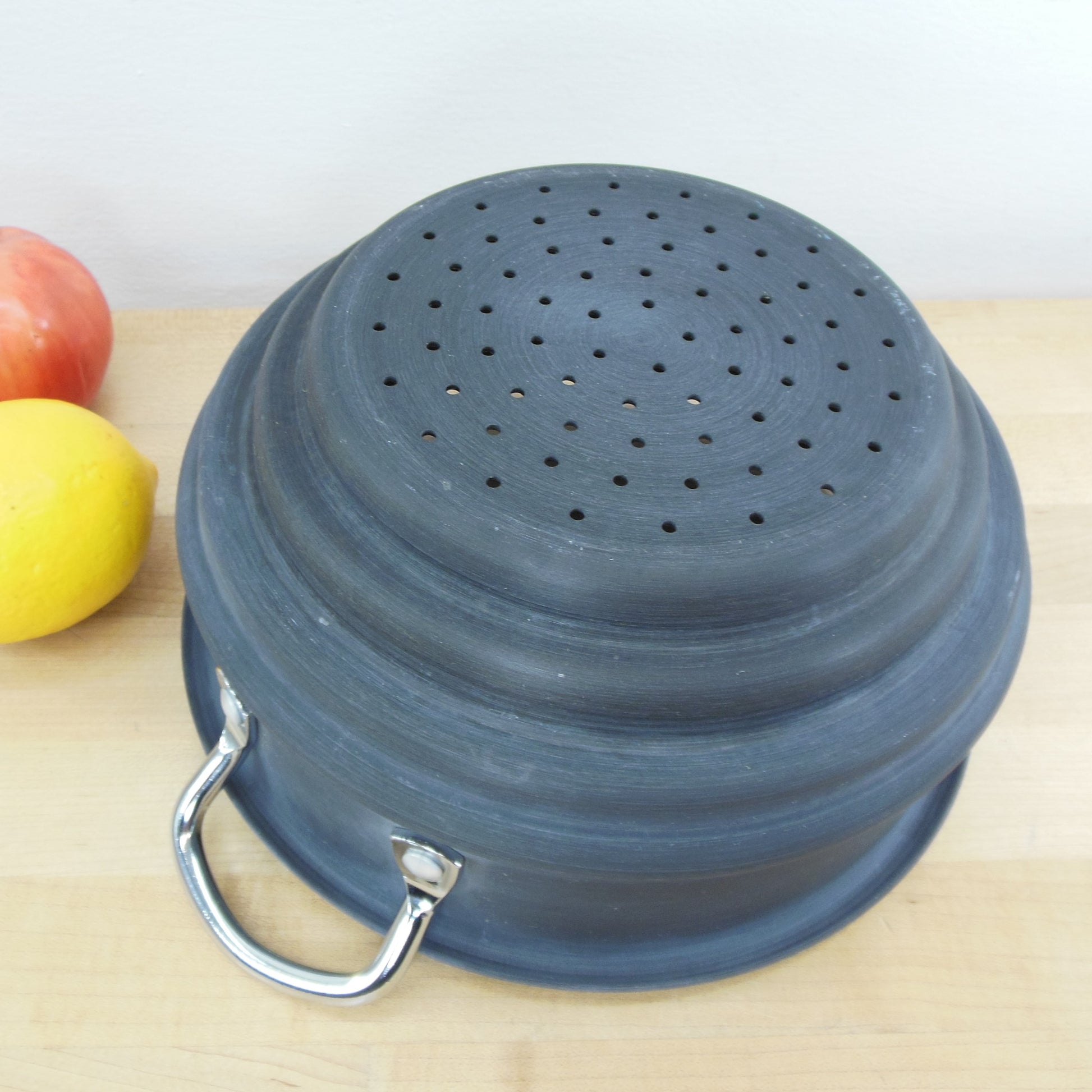 Commercial Cookware Calphalon Anodized Aluminum Steamer Insert - Universal Multi Size used