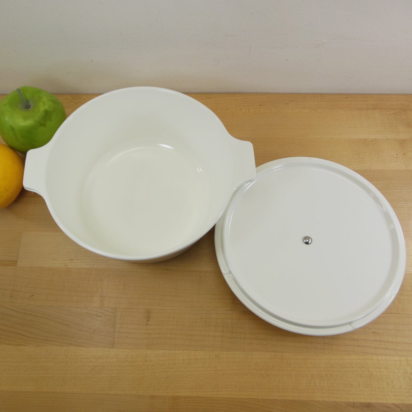 Corning Ware Centura All White 1-3/4 Quart Saucepan Casserole Vintage