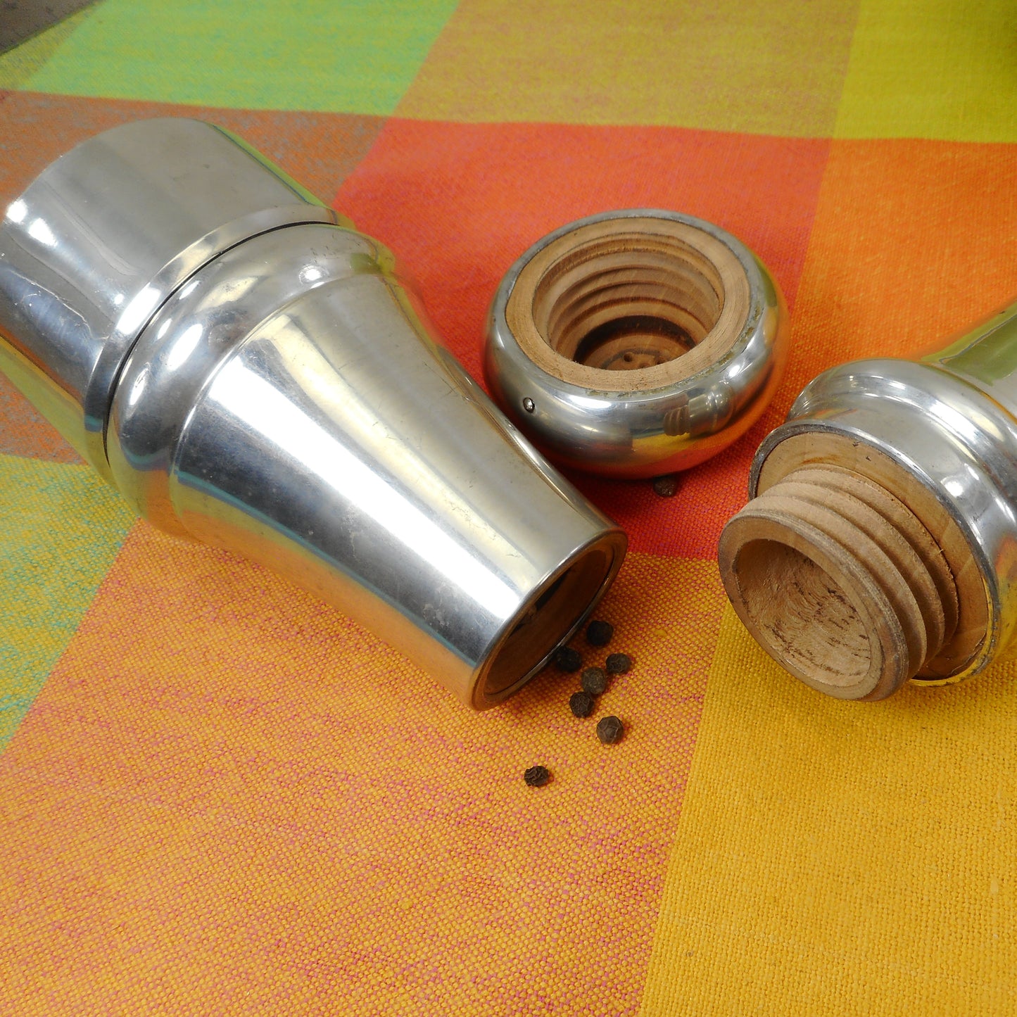 Spade Italy Pewter Pepper Mill Salt Shaker - Chivas Regal Knight Logo Vintage