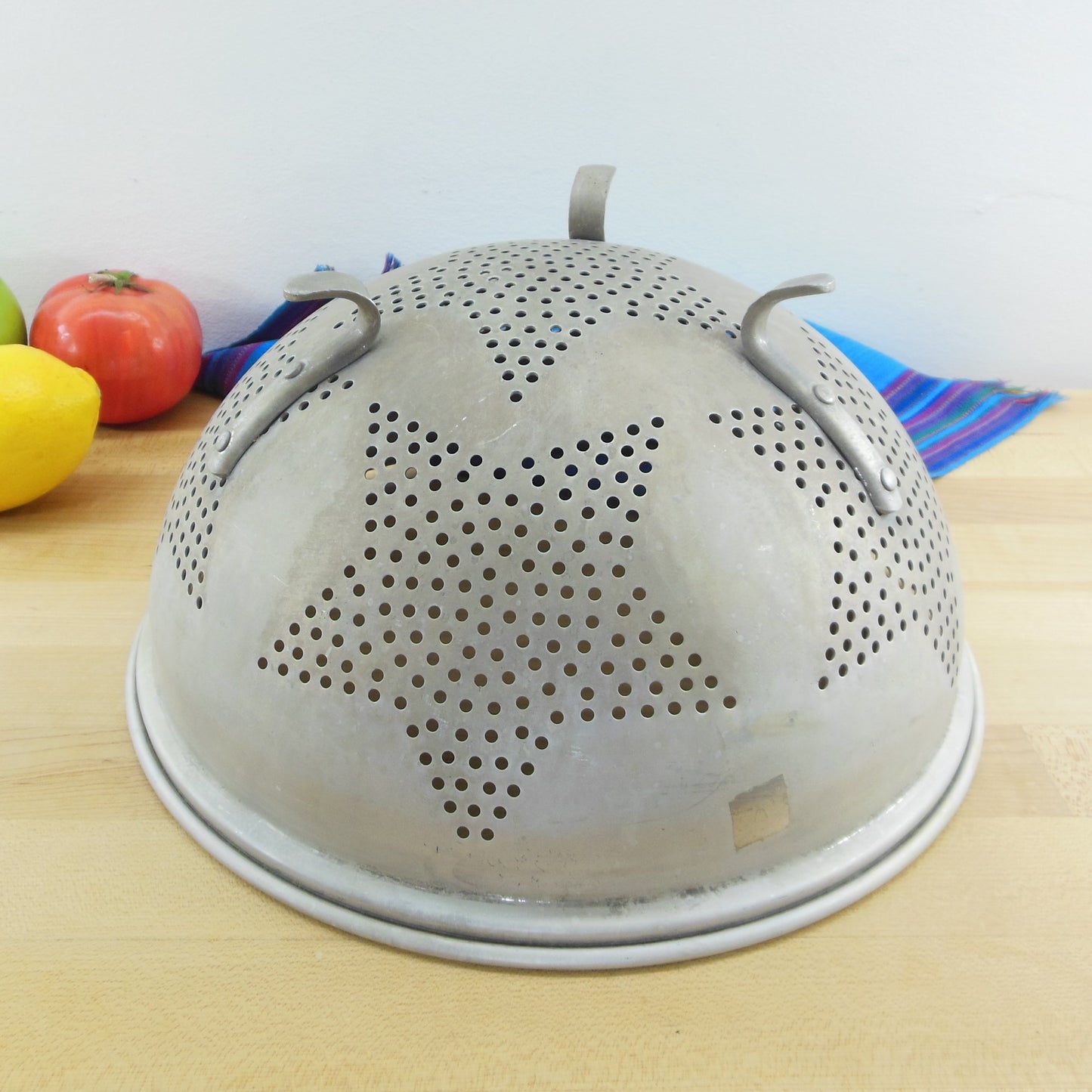 Unbranded 11" Aluminum Colander Strainer 6 Stars - No Handles used