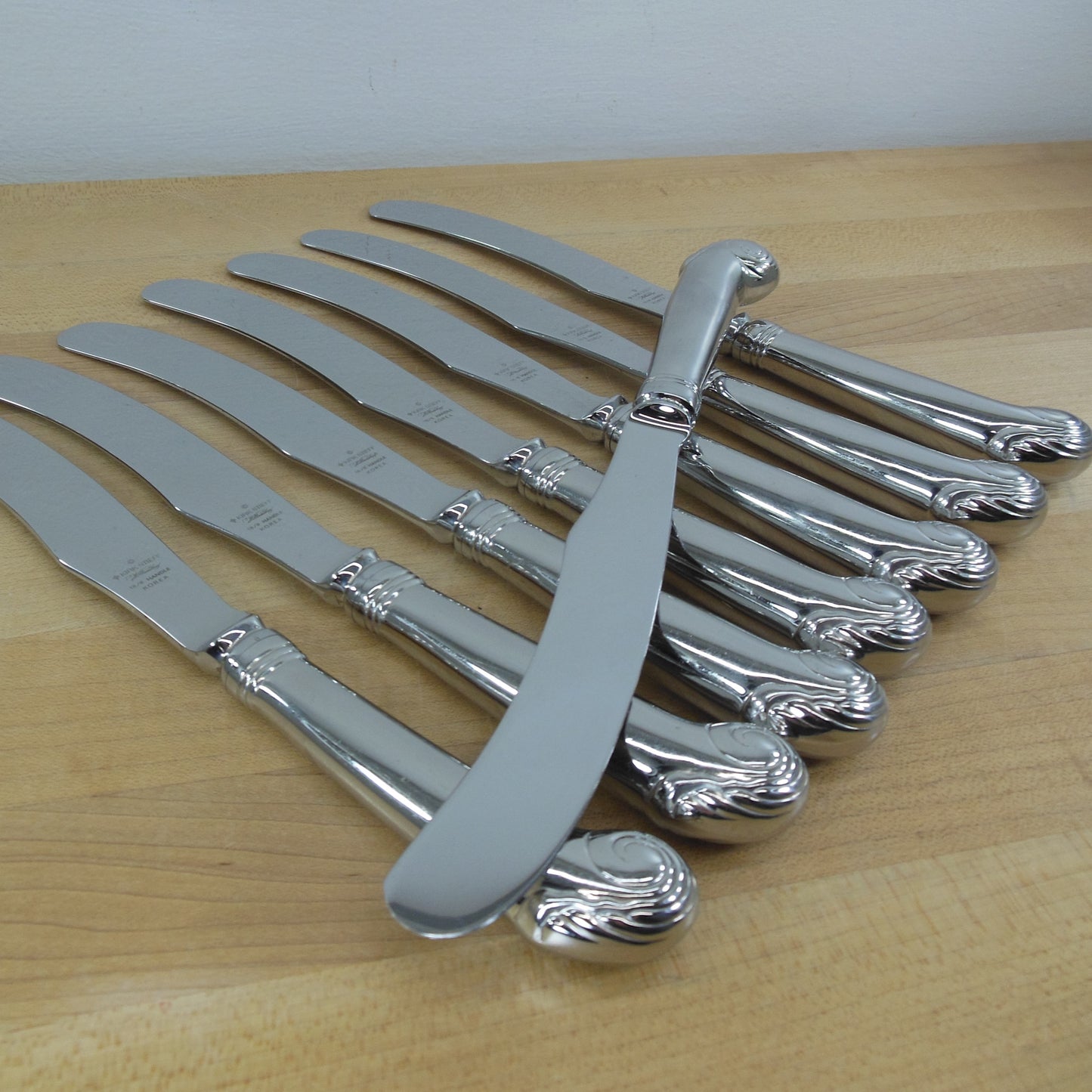 Kirk Stieff Williamsburg Royal Shell Stainless Flatware - 8 Set Dinner Knives Korea