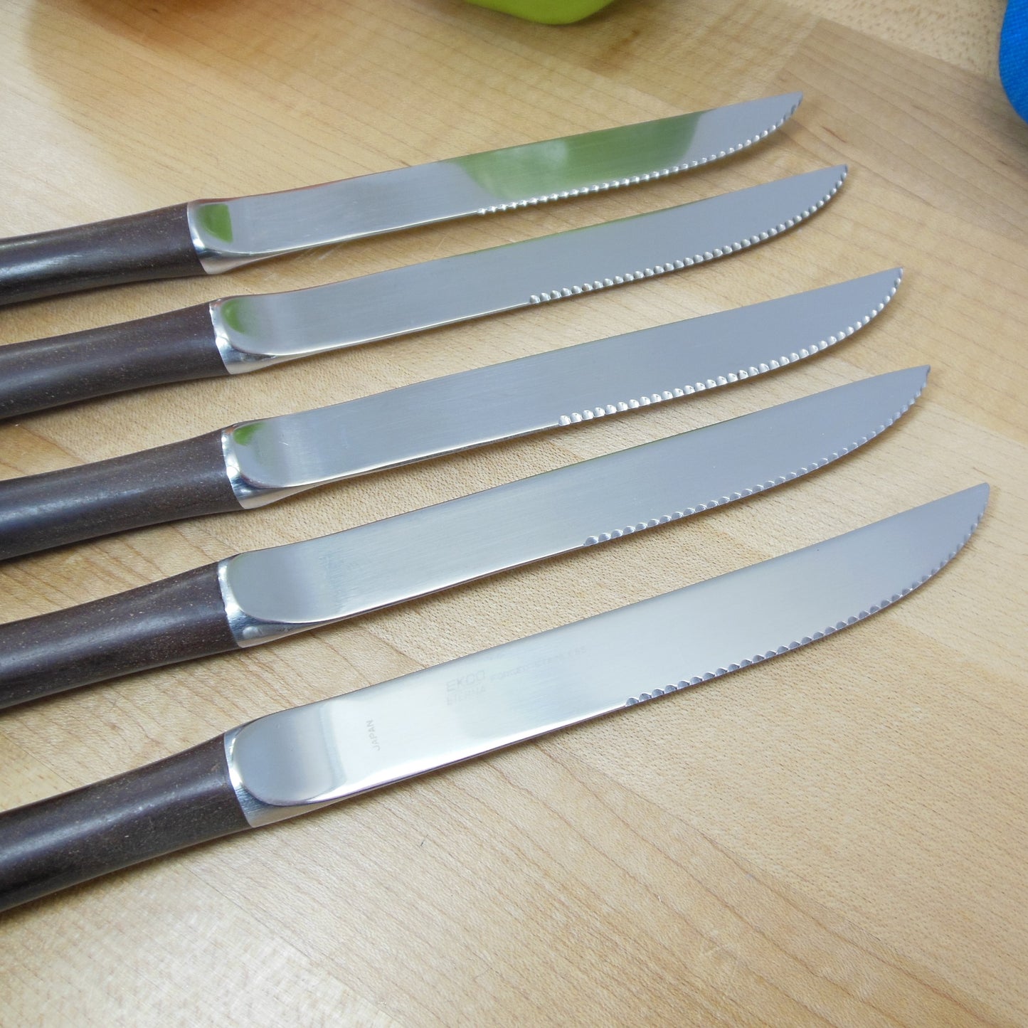 Ekco Eterna Stainless Steak Knives Brown Canoe Pistol Handles Vintage Used