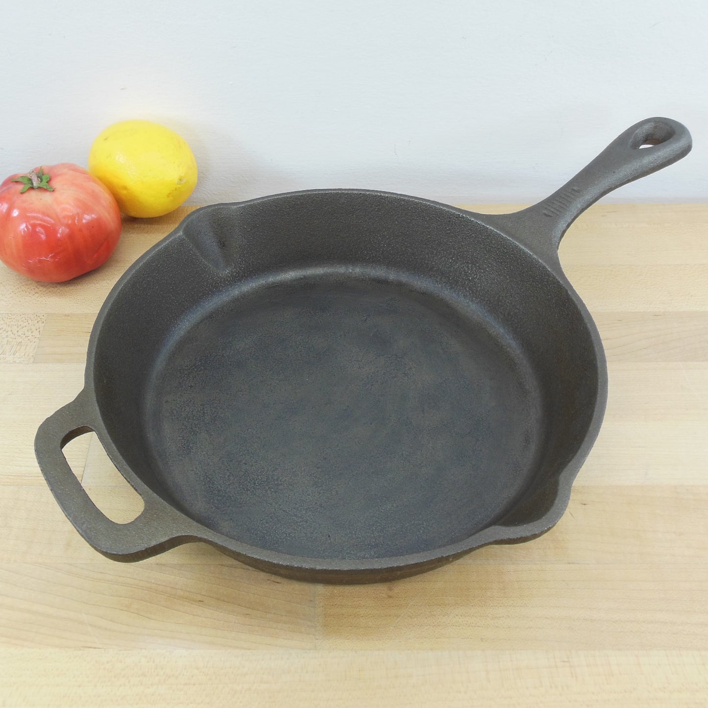 Emeril 10" Cast Iron Fry Pan Skillet