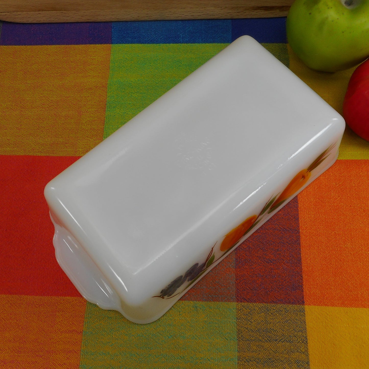 Fire King Gay Fad Fruit 1 Quart Glass Loaf Baking Dish 409 White