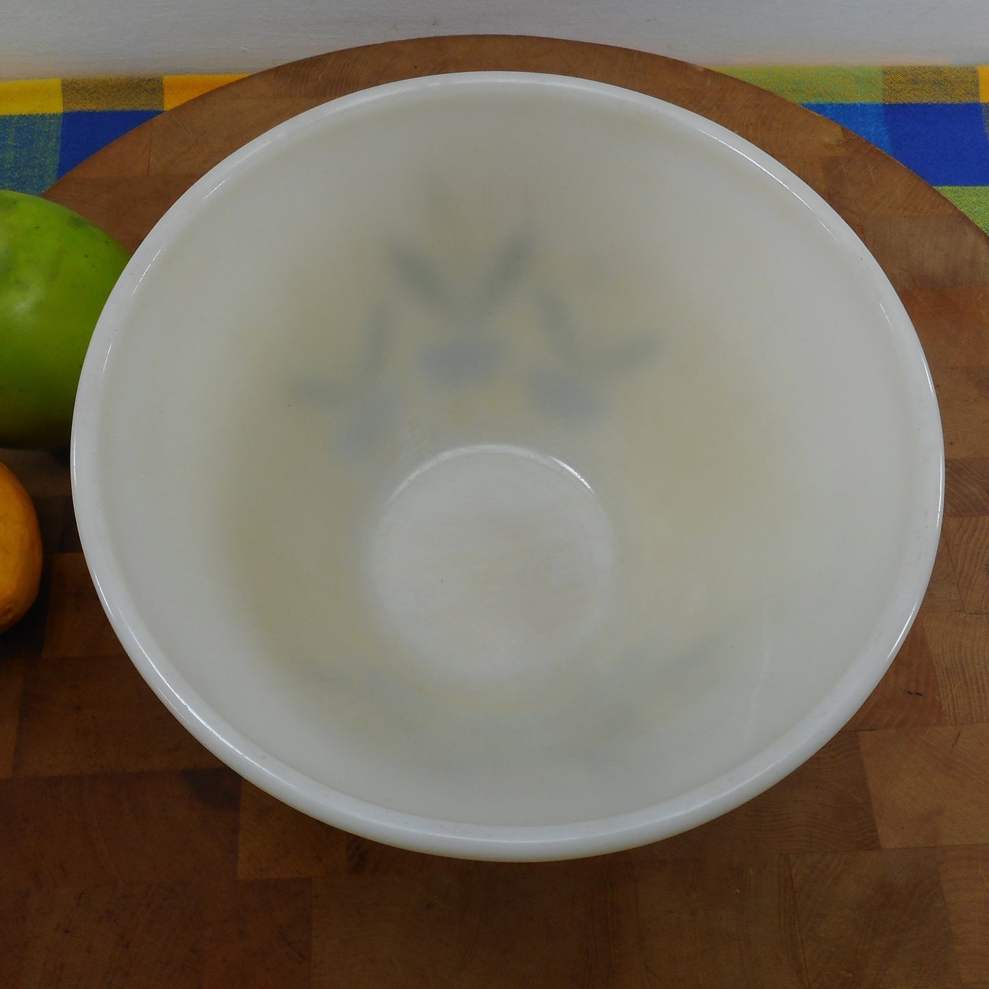 Fire King Tulip 3 Quart Glass Mixing Bowl - Worn Rustic Farmhouse Vintage
