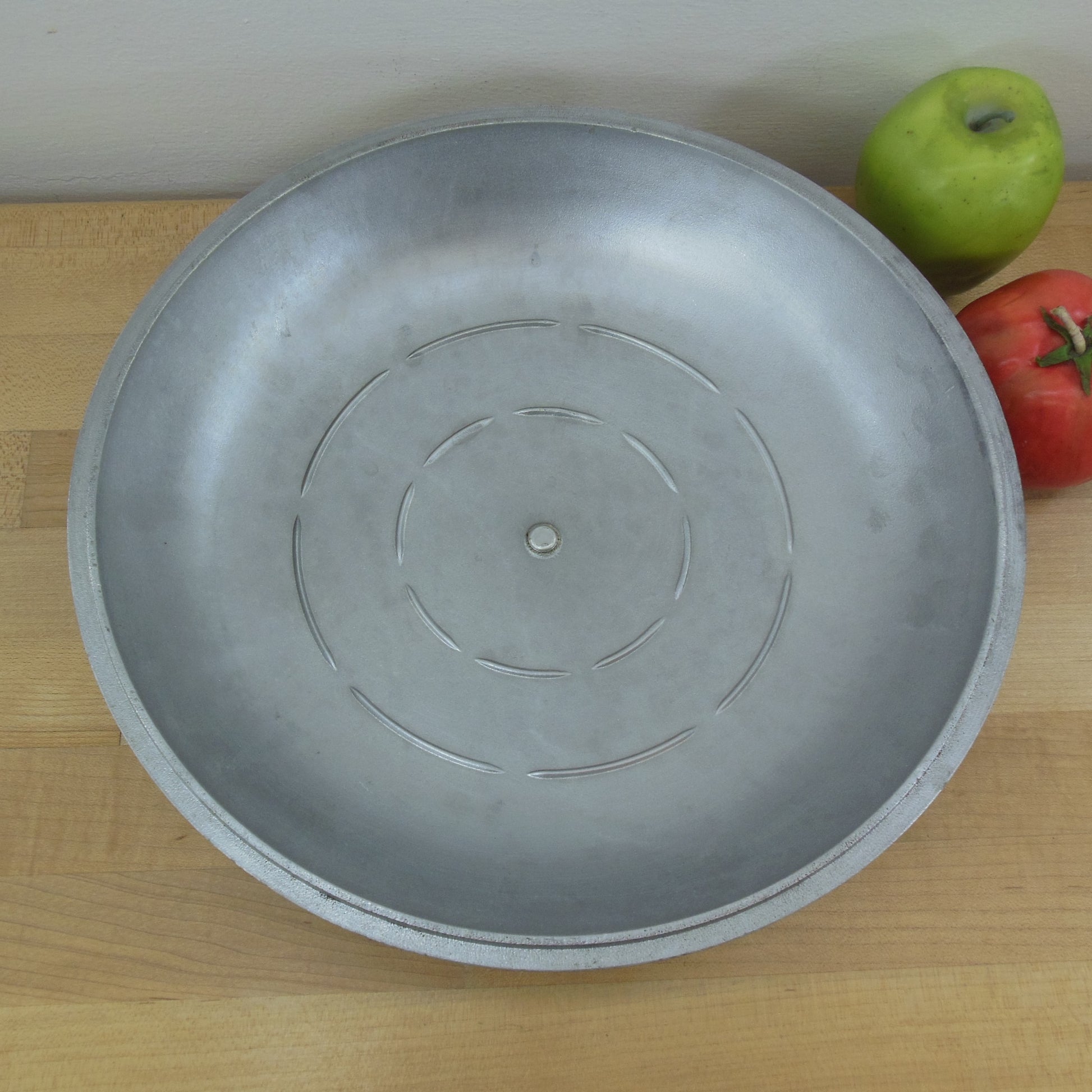 Club Aluminum USA 12" Replacement Lid - Avocado Green Square Knob used