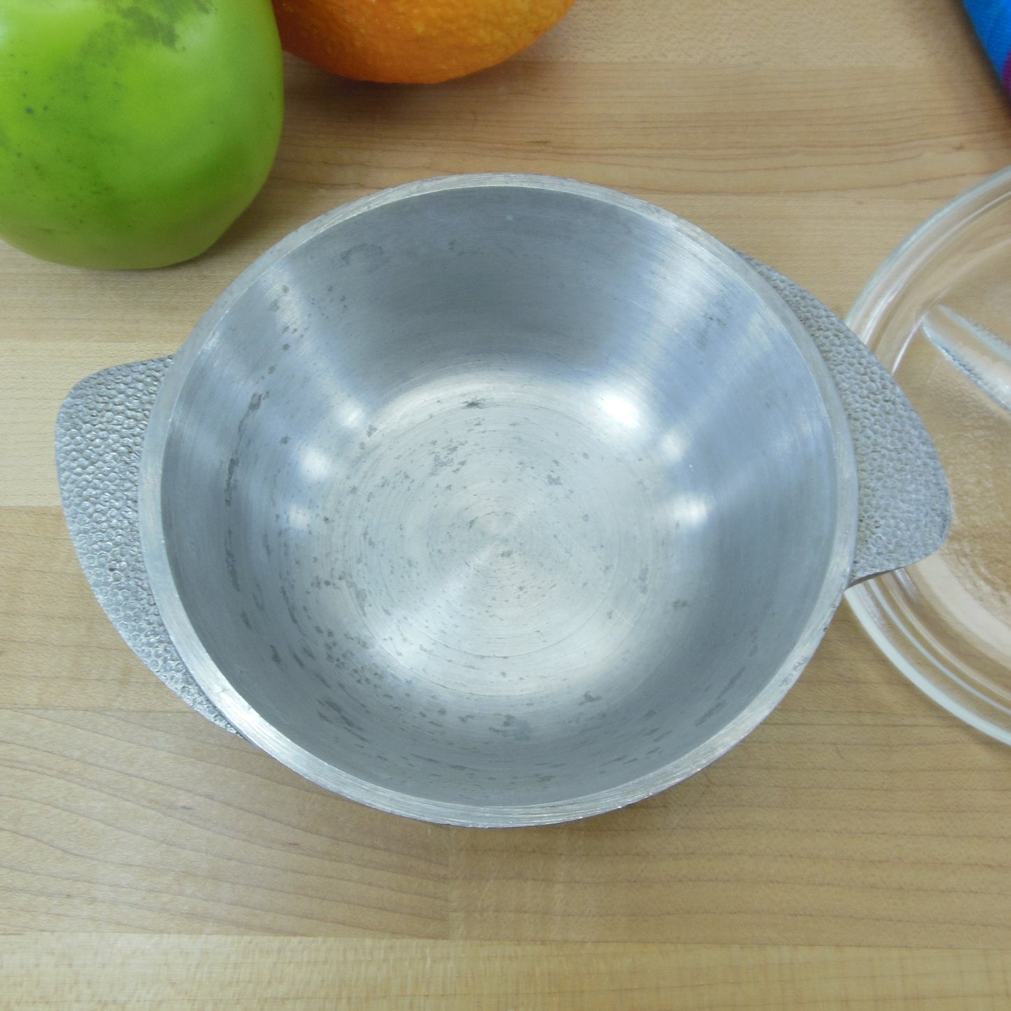Glasbake Shark Fin Glass Lid Hammered Aluminum Casserole Au Gratin Used