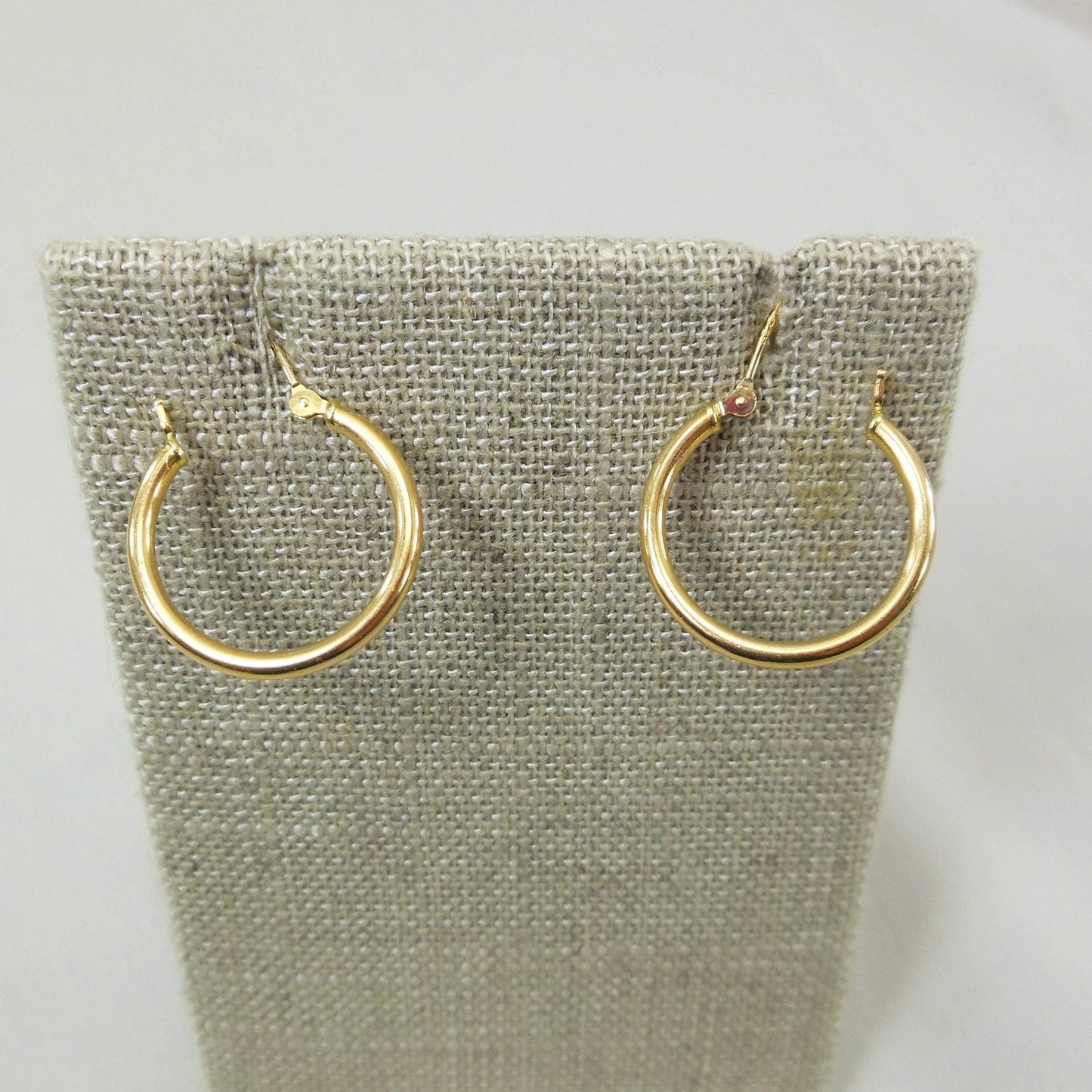 Michael Anthony NY Pair Estate 14K Yellow Gold Hoop Earrings 20 mm 1 Gram Tube