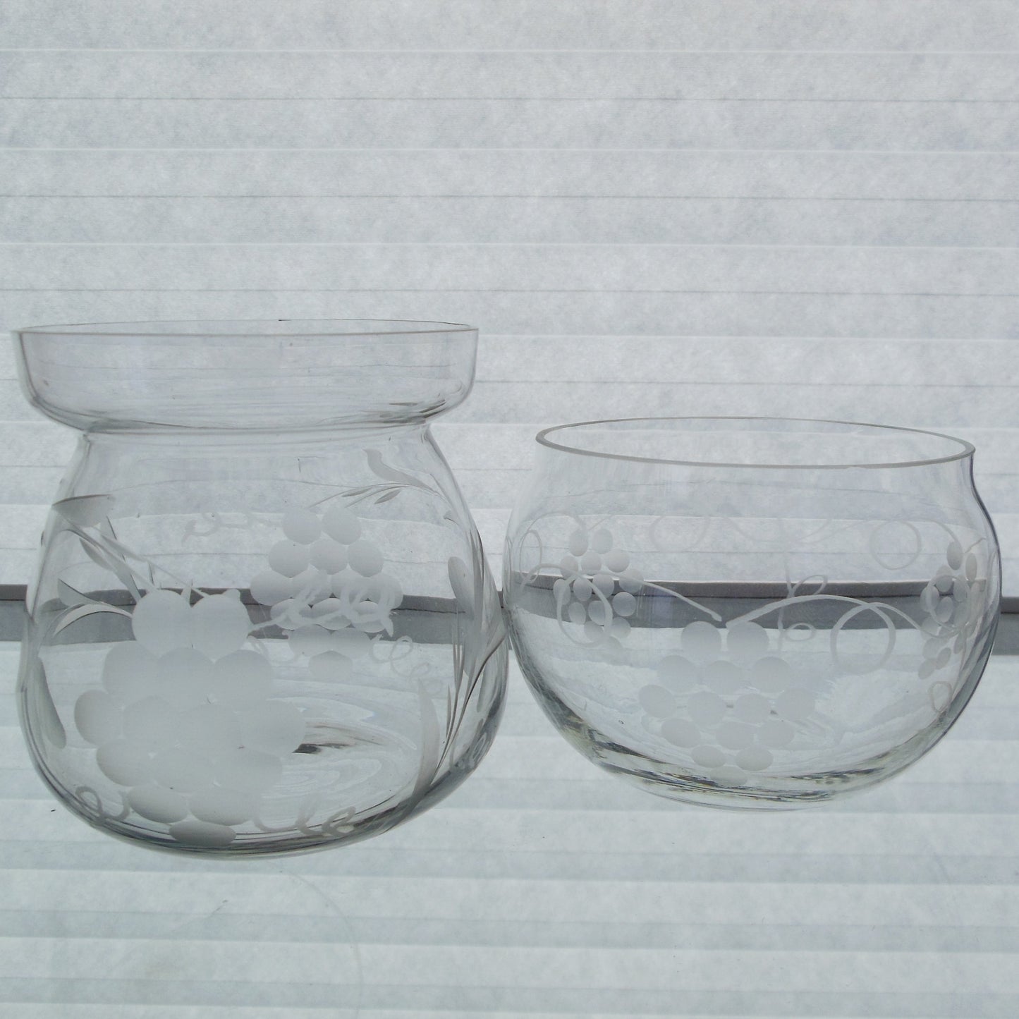 Unbranded England Silverplate Lid Cut Glass Mustard Jam Condiment Pots Jars Vintage