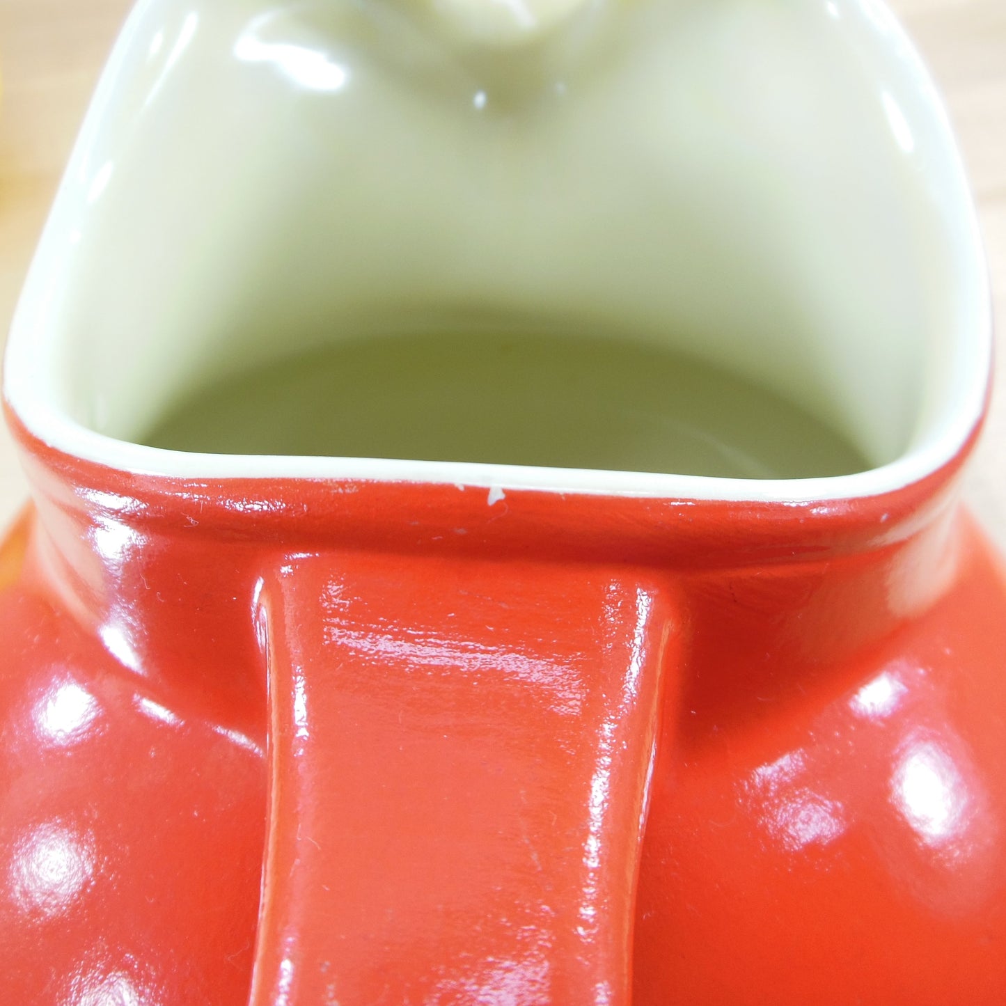 Hall's USA Superior Quality Kitchenware Red Ball 2 Quart Pitcher Chip