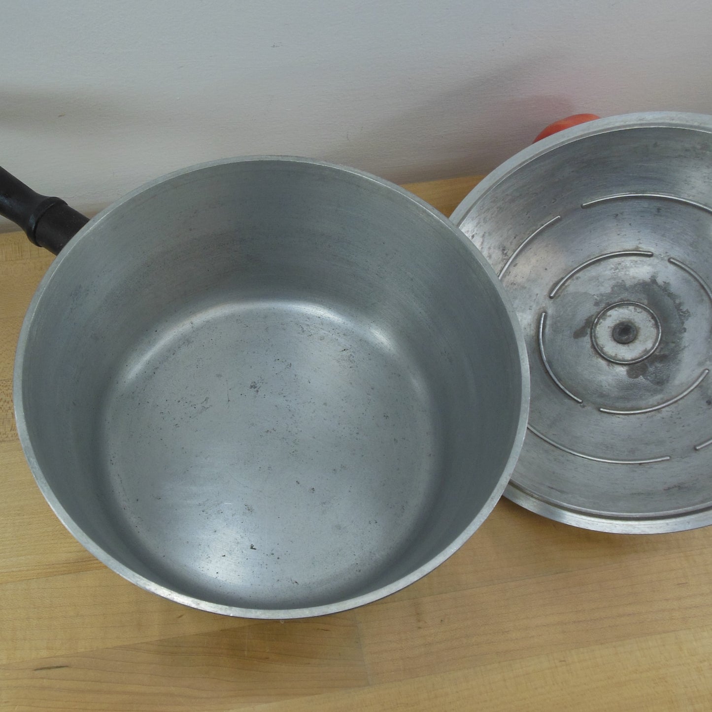 Household Institute USA Aluminum 5 Quart Saucepan & Lid used