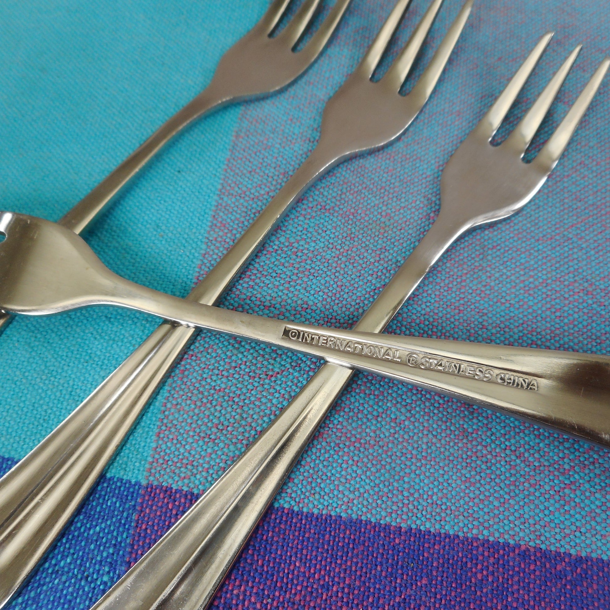 International Silver Gran Royal China Stainless Flatware - 4 Set Cocktail Seafood Forks EUC