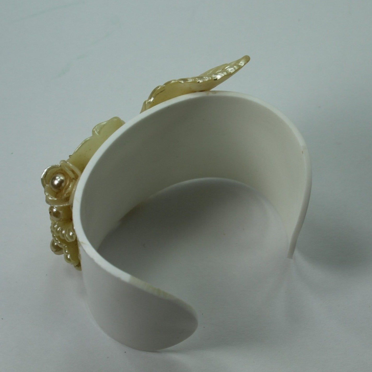 Vintage Cuff Bracelet Pearlized Flowers Dimensional 3D