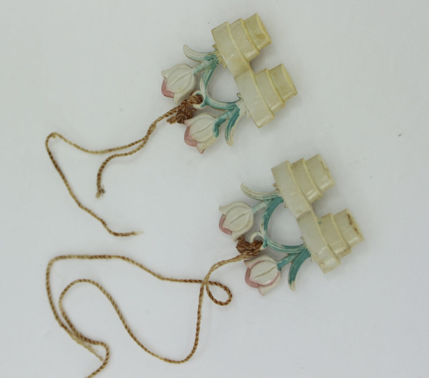 Vintage Collectible Curtain Shade Pulls Matching Pair Tulip Flower Pot Design - Olde Kitchen & Home