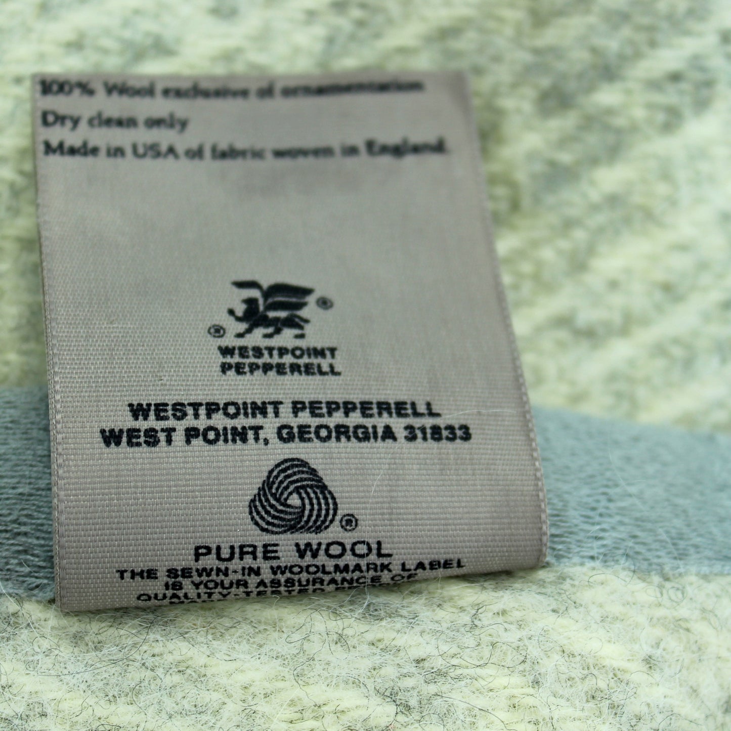 Jack Lenor Larsen Icelandic Wool Blanket Martex Terra Nova Collection 1985 Luscious reverse of maker tag with woolmark label