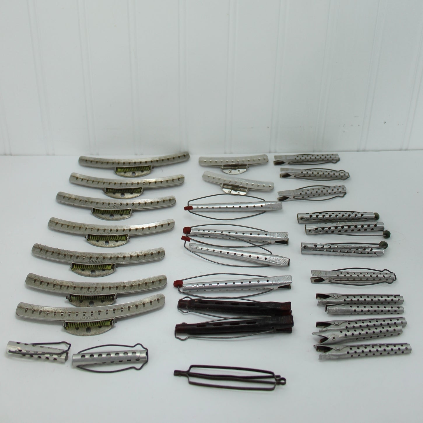 Vintage Lot 30 Goody Metal Hair Clips Curlers Mid Century