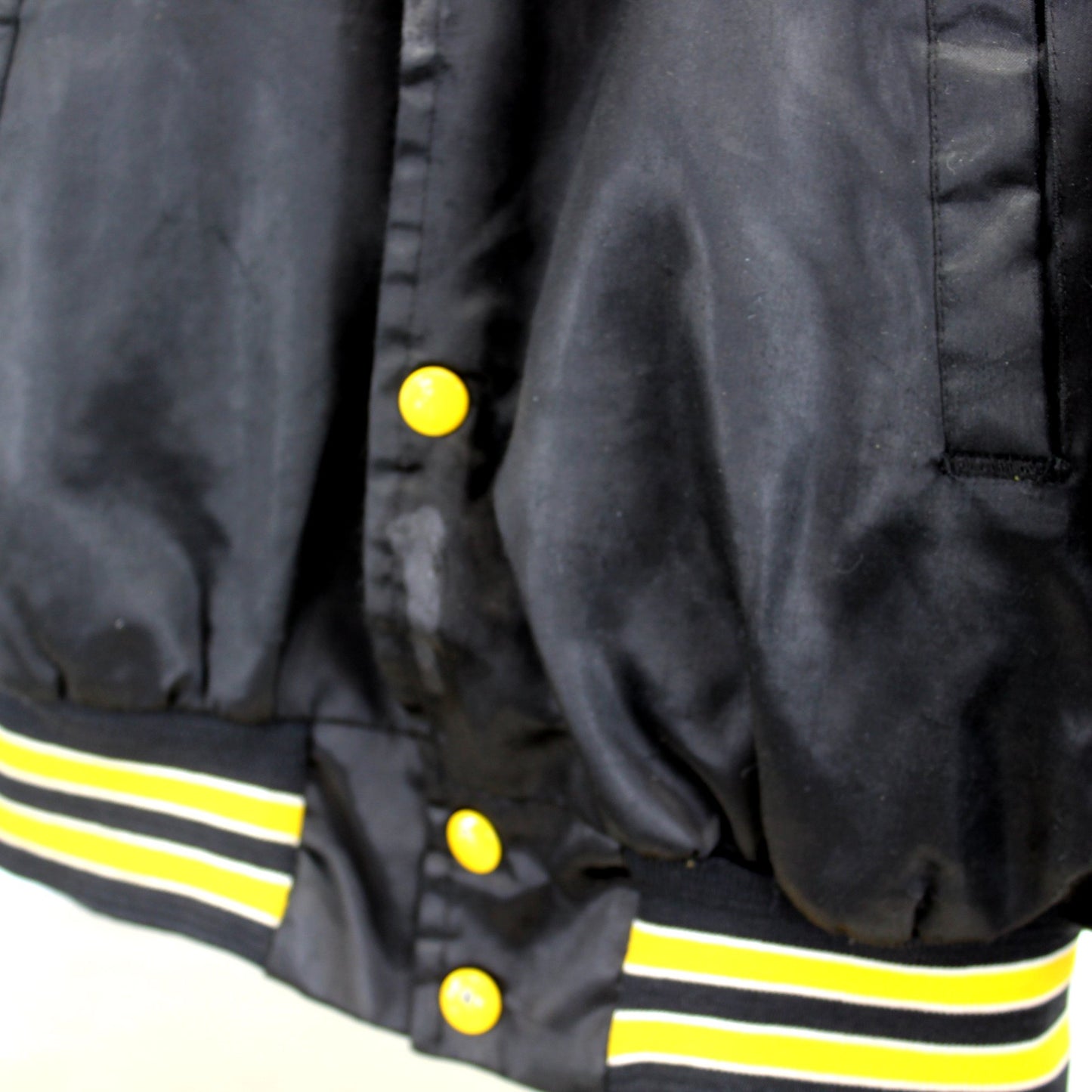 Steelers NFL Nylon Warm Up Jacket Size 18/20 Small Maker Chalk Line USA Collectible lower jacket showing flaw