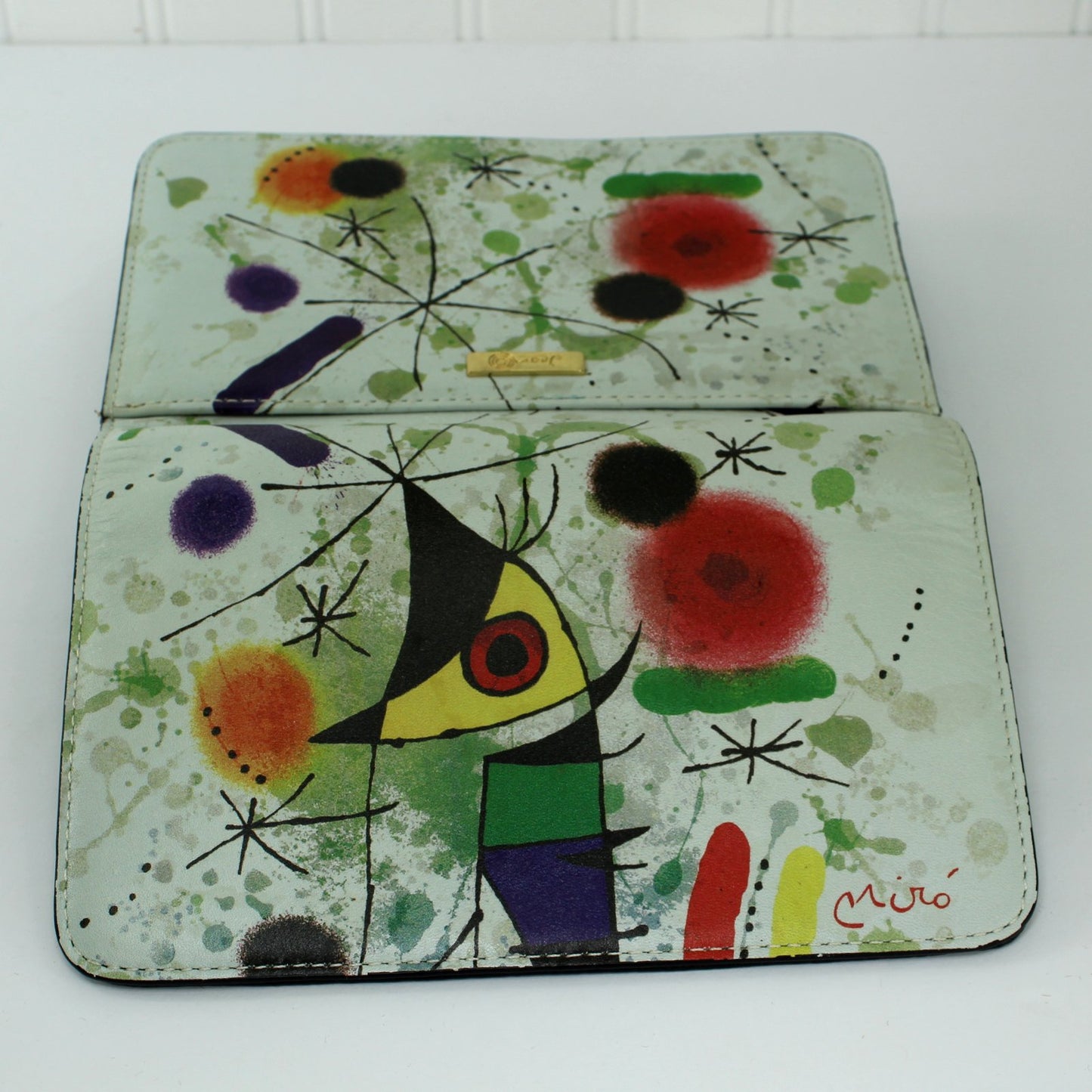 Icon Los Angeles Clutch Purse Miro Singing Fish Design New Unused full view purse experior