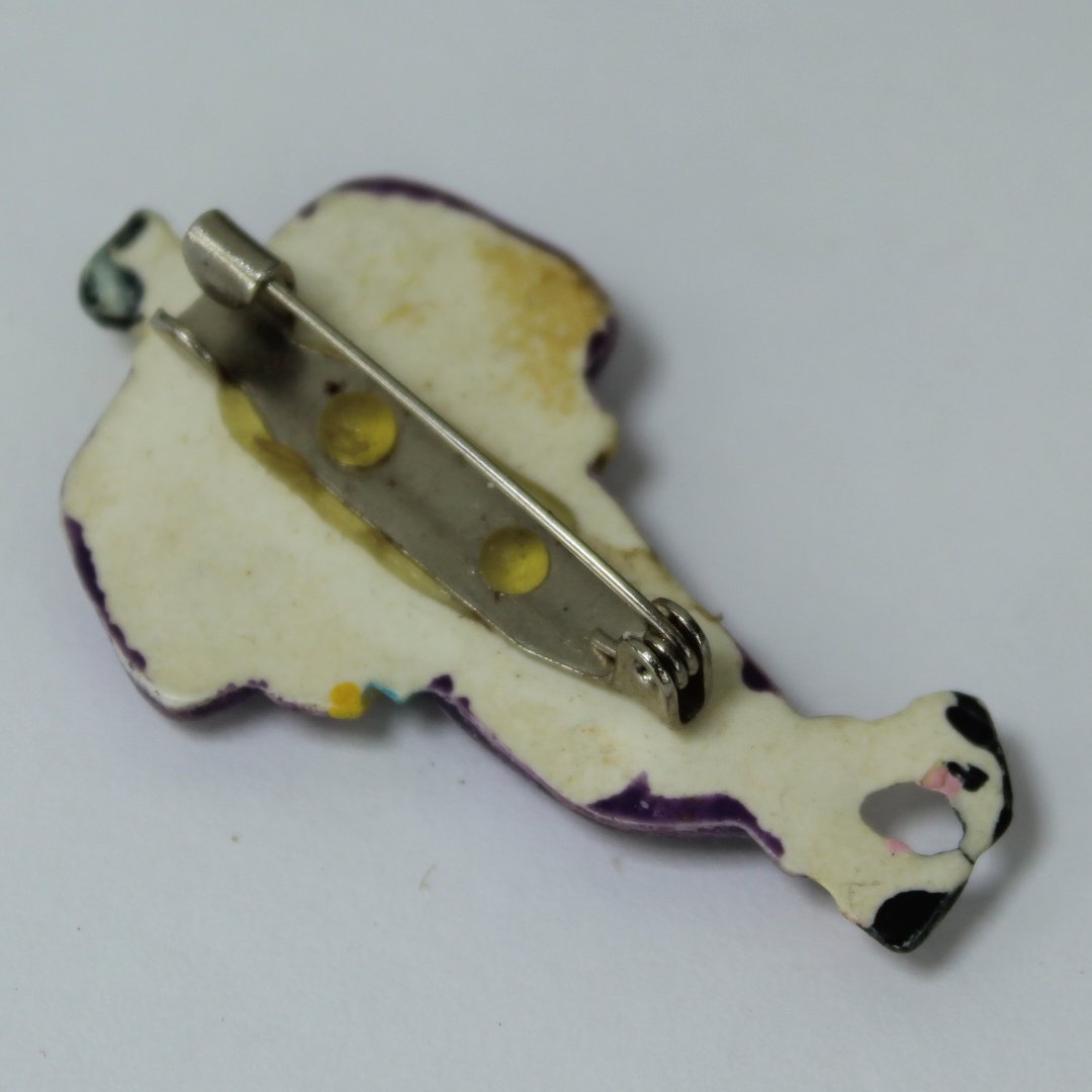 Unique Figure Hard Plastic French Sports Guy Pin reverse view of pin