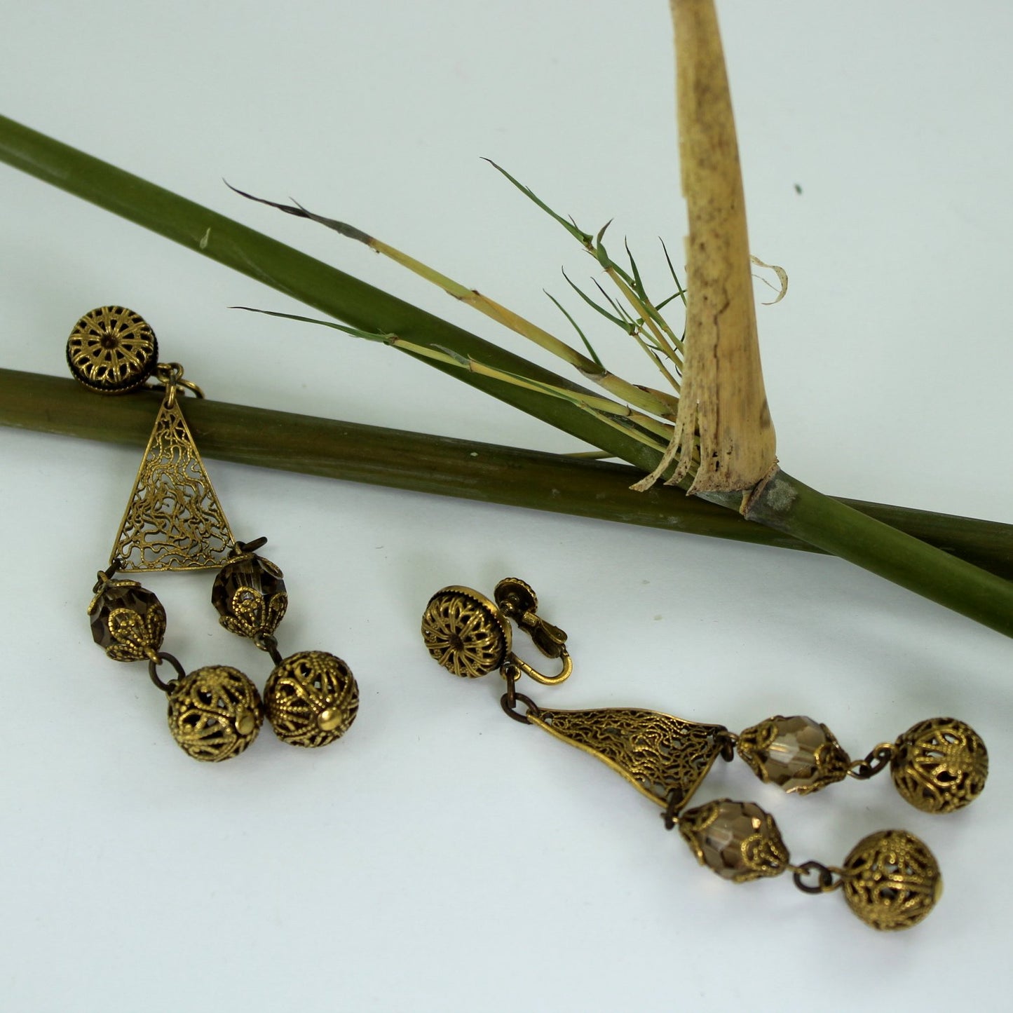 Accessocraft NYC Screw Back Earrings Filigree Crystal Beads Long Chandeliers