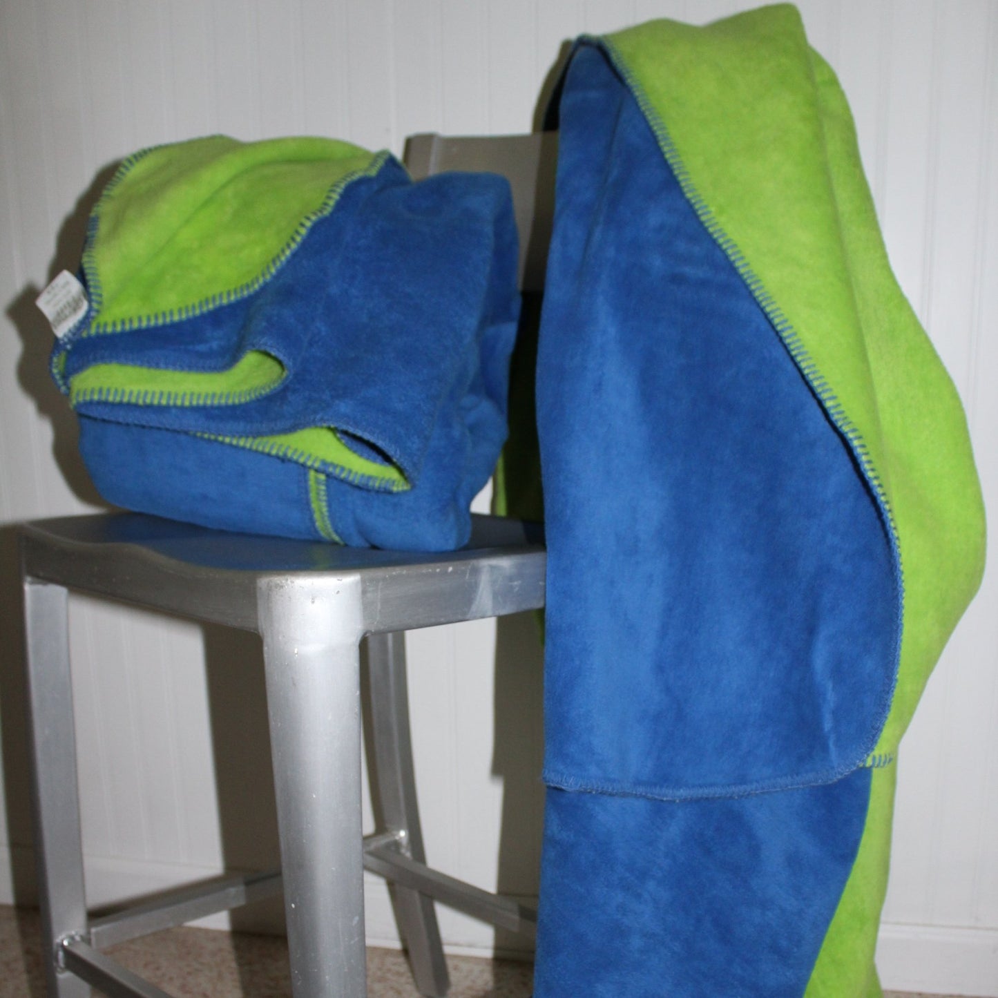 Pair Garnet Hill Blankets 100% Cotton Plush Germany Twin Reverse Lime Green Royal Blue