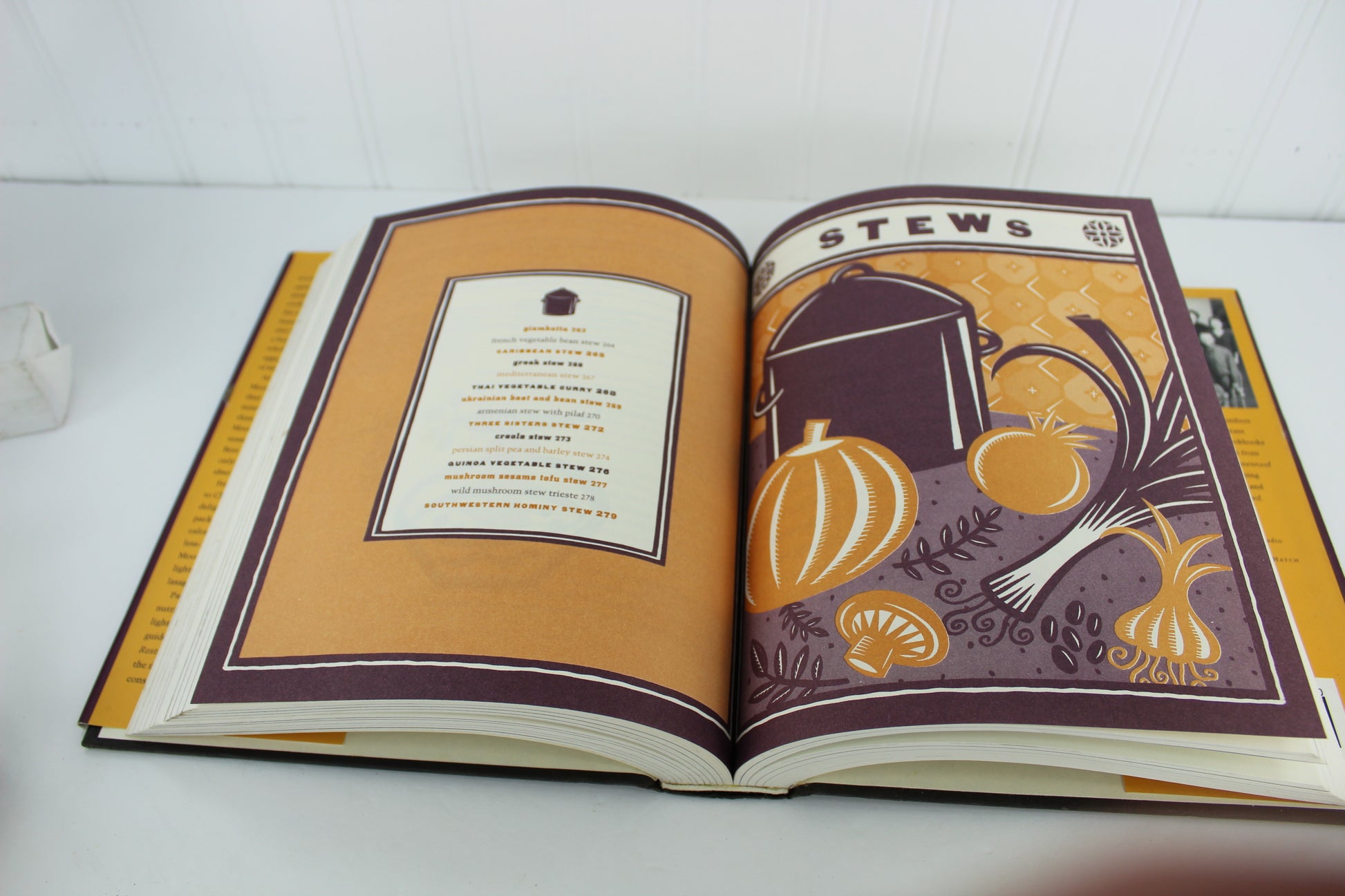 Moosewood Restaurant Low Fat Favorites Recipe Cookbook 1996 1st Ed  flavorful halthy