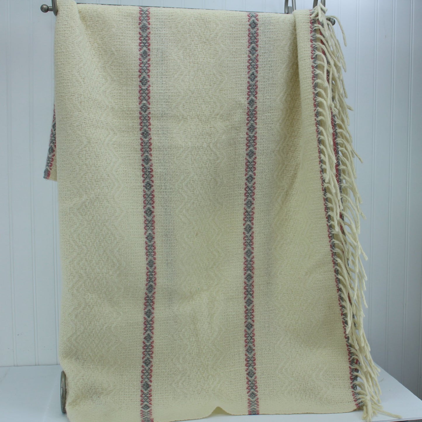 Faribo Wool Throw Ivory Grey Rose Woven Design Special soft luxe feeling