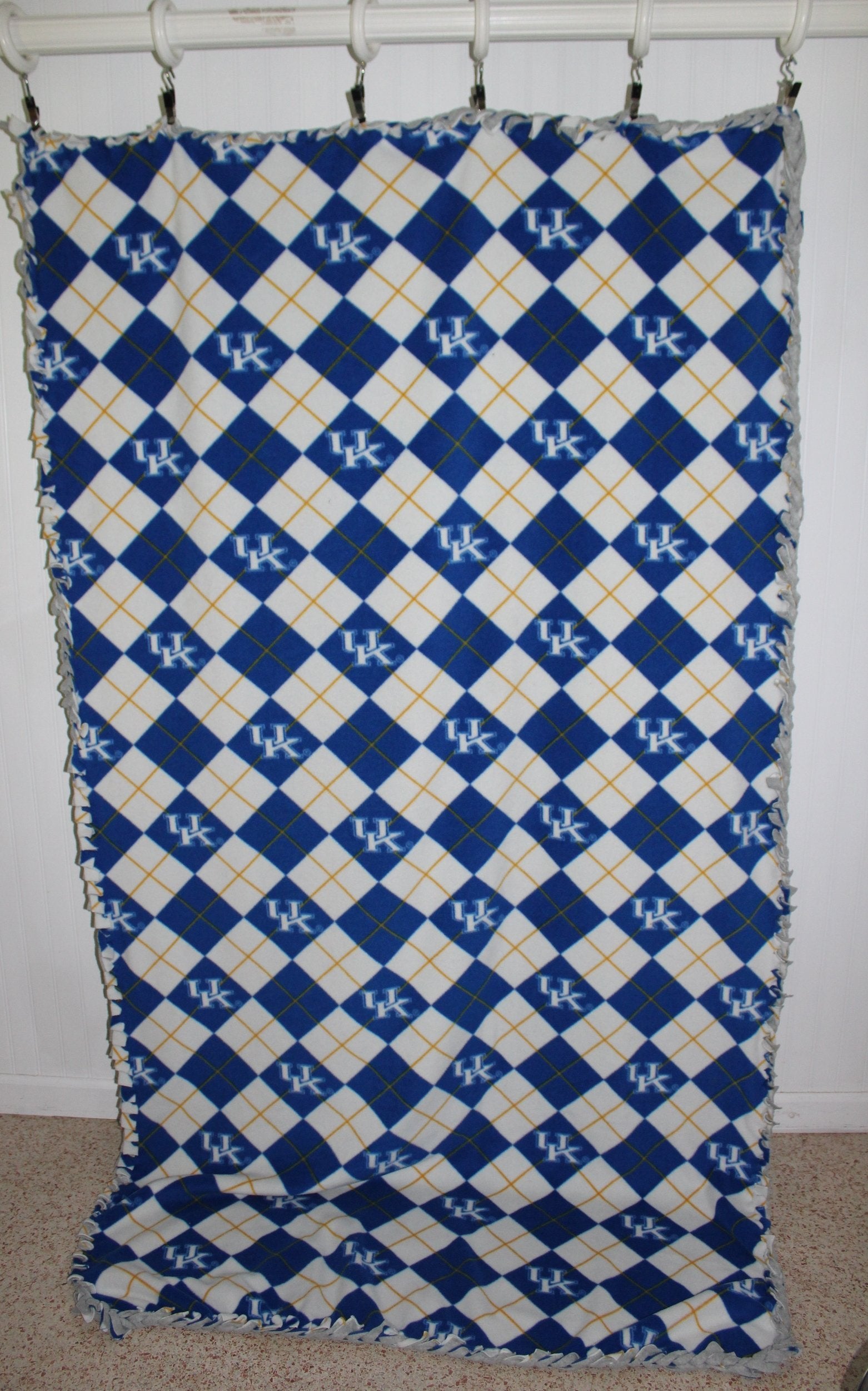 UK University Kentucky Throw Blanket Lined Plush Poly Acrylic Braid Fringe Long