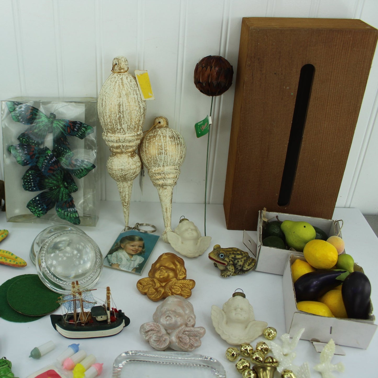 Collection Craft Items Animals Fruit Beads Angels Estate Variety butterflies noah's ark beads