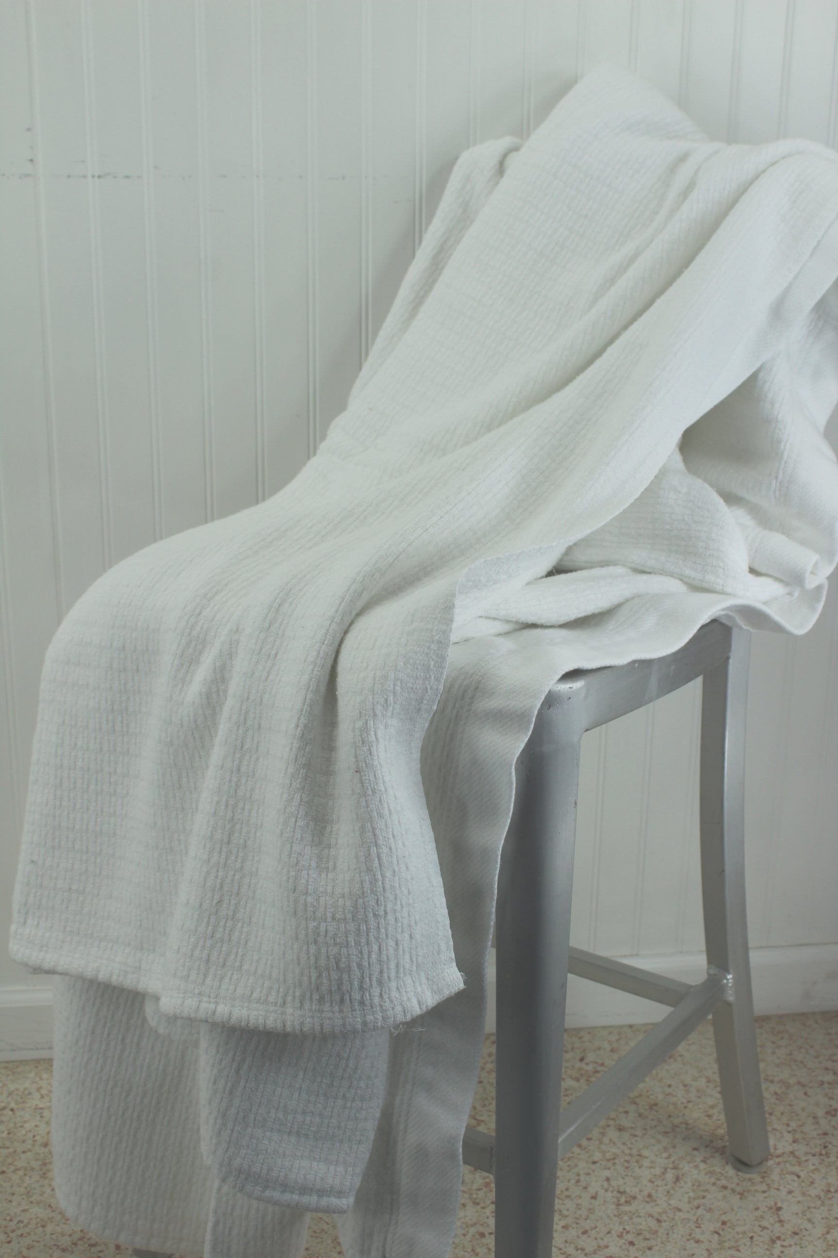 White Cotton Blanket 100% Cotton Home Collection Heavy King 101" X 82" King Queen large