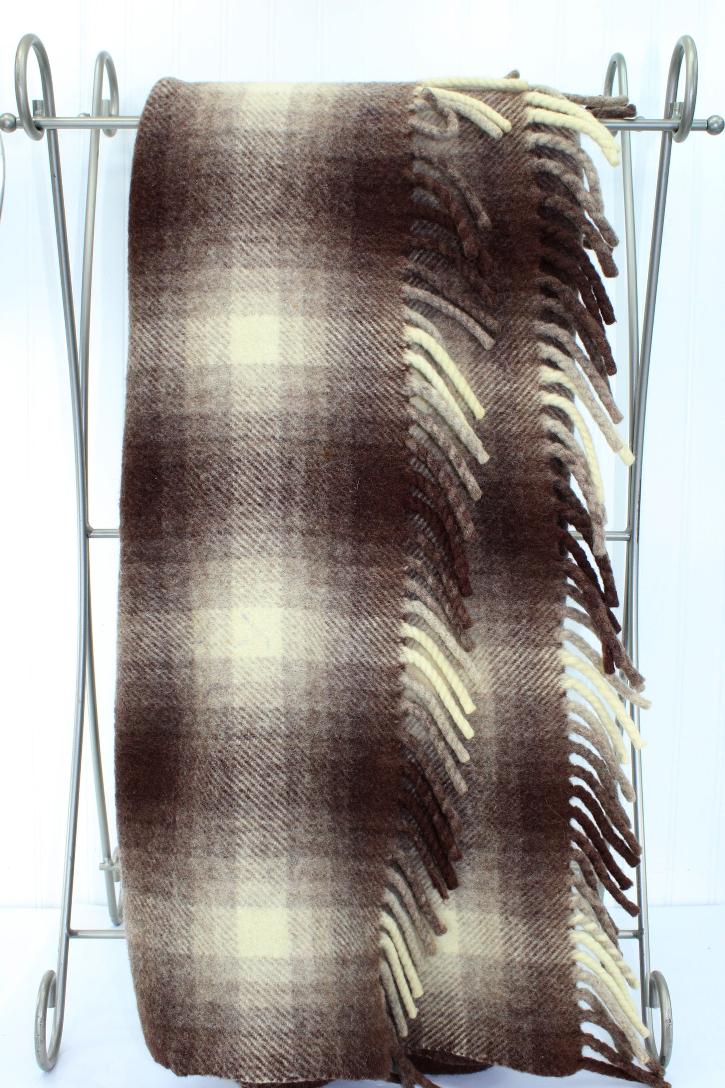 Donegal Motor Rug Co. Ireland Travel Rug Blanket Hand Woven Brown Cream Plaid 58" X 72" Dense Warm auto travel rug for winter